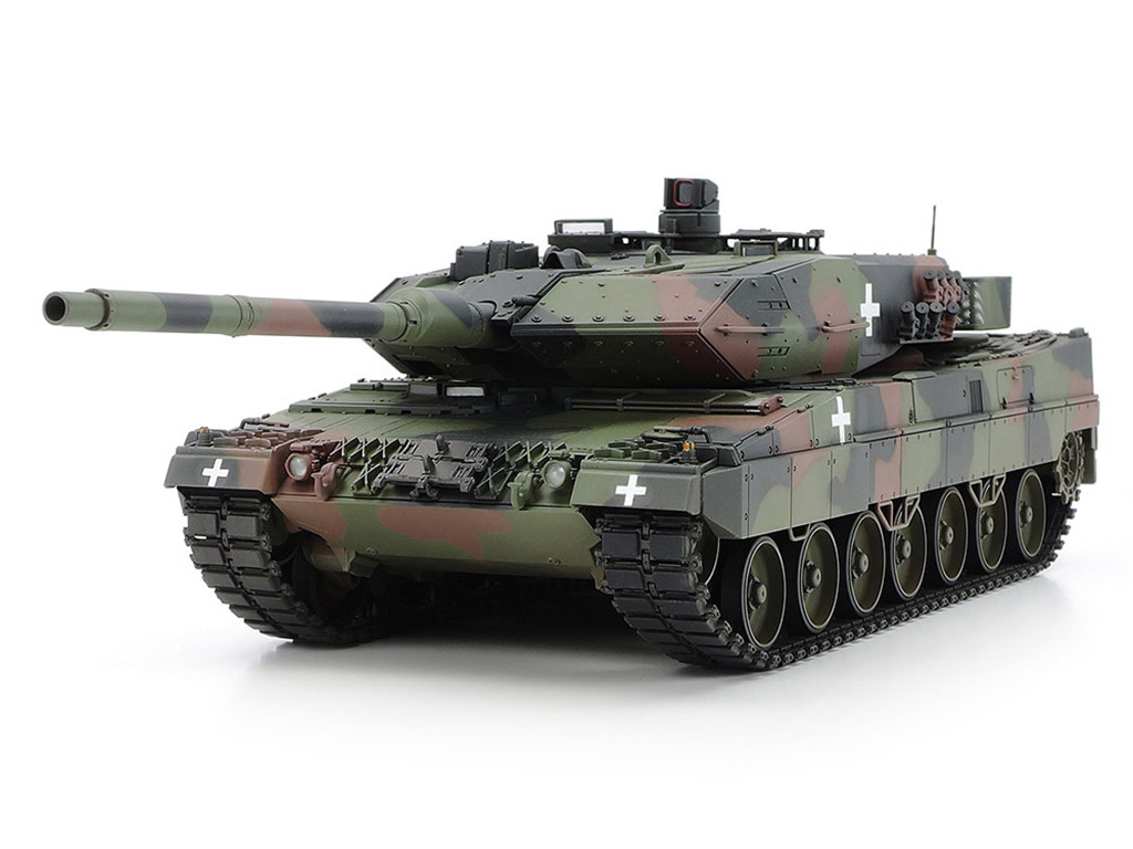 tamiya-135-leopard-2-a6-ukraine