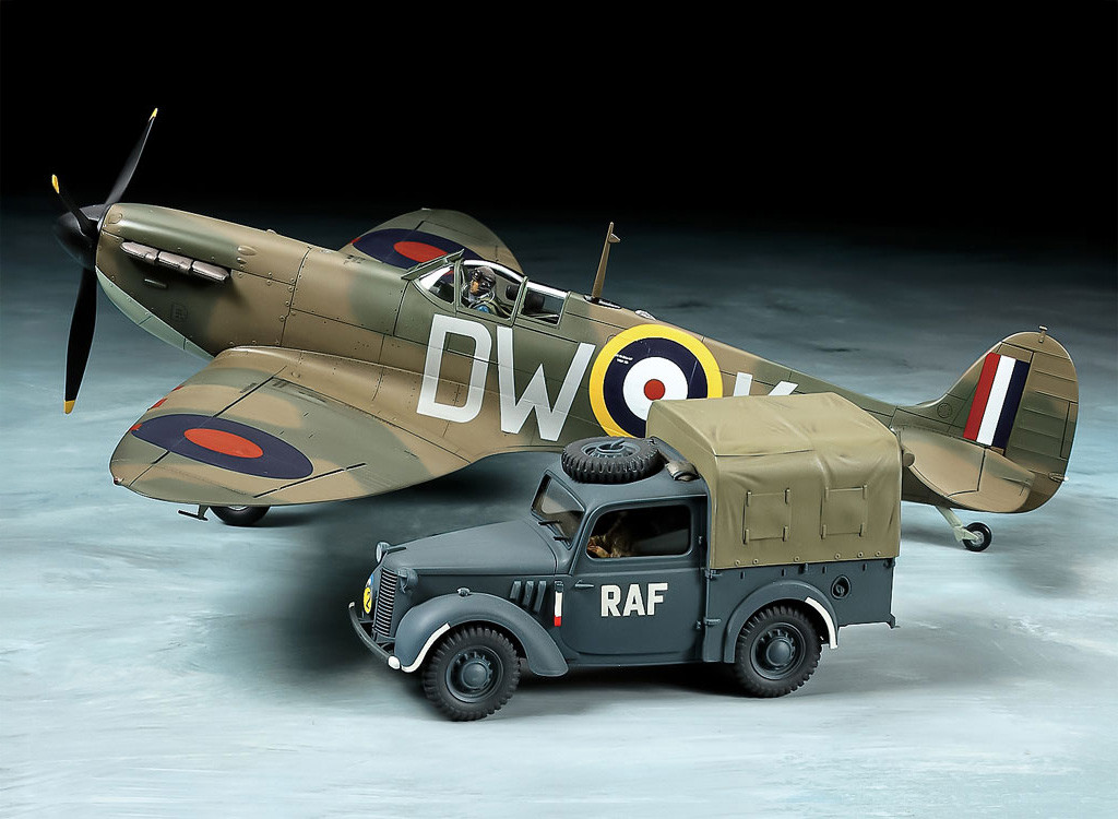 Tamiya 1/48 Supermarine Spitfire Mk.I & Light Utility Car 10HP Set