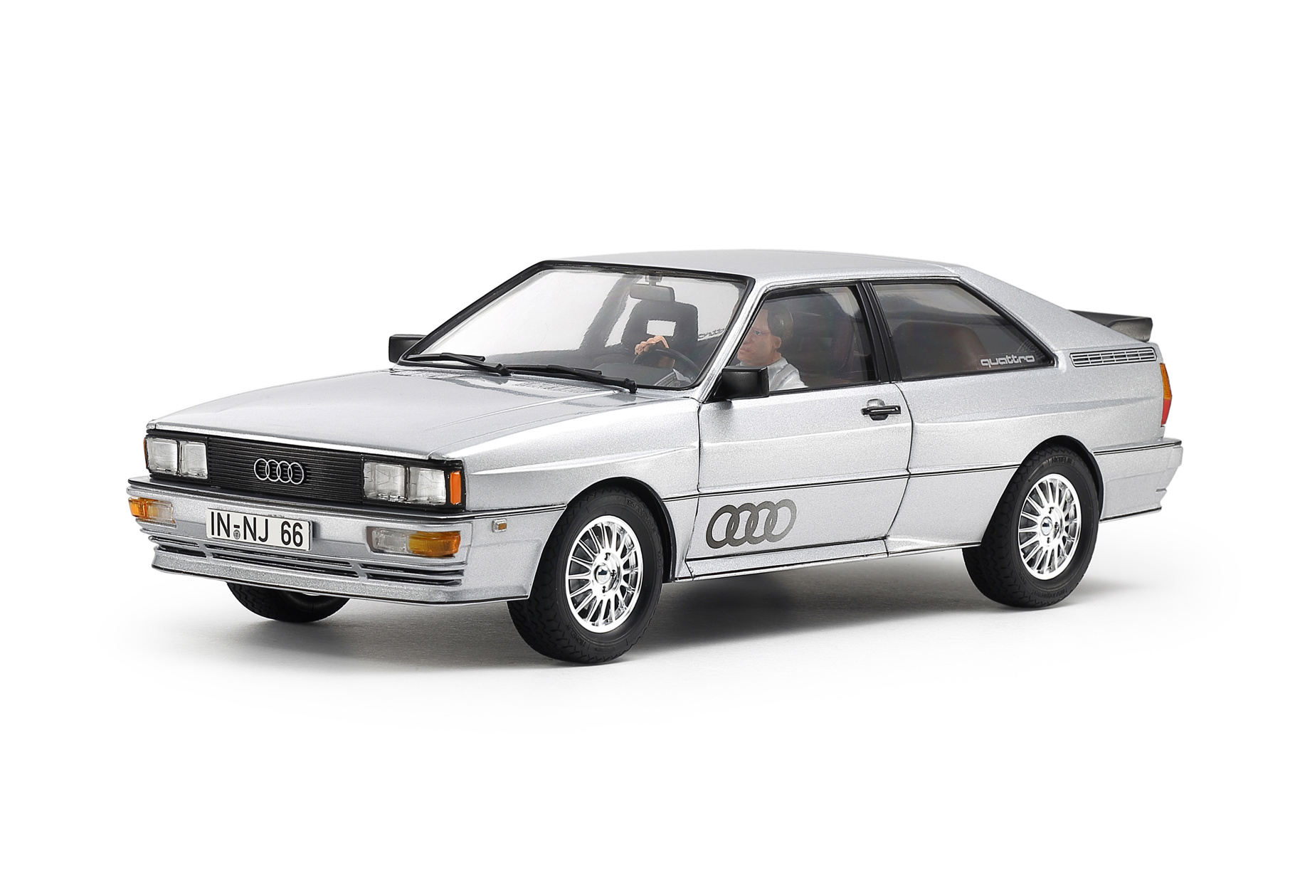 tamiya-124-audi-quattro