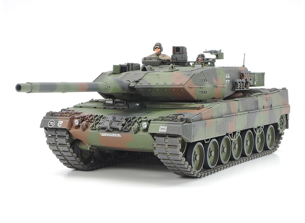 tamiya-135-leopard-2-a6-main-battle-tank