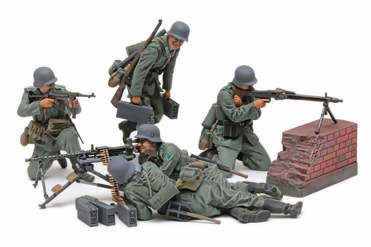 Tamiya 1/35 German MG Team Mid-WWII 