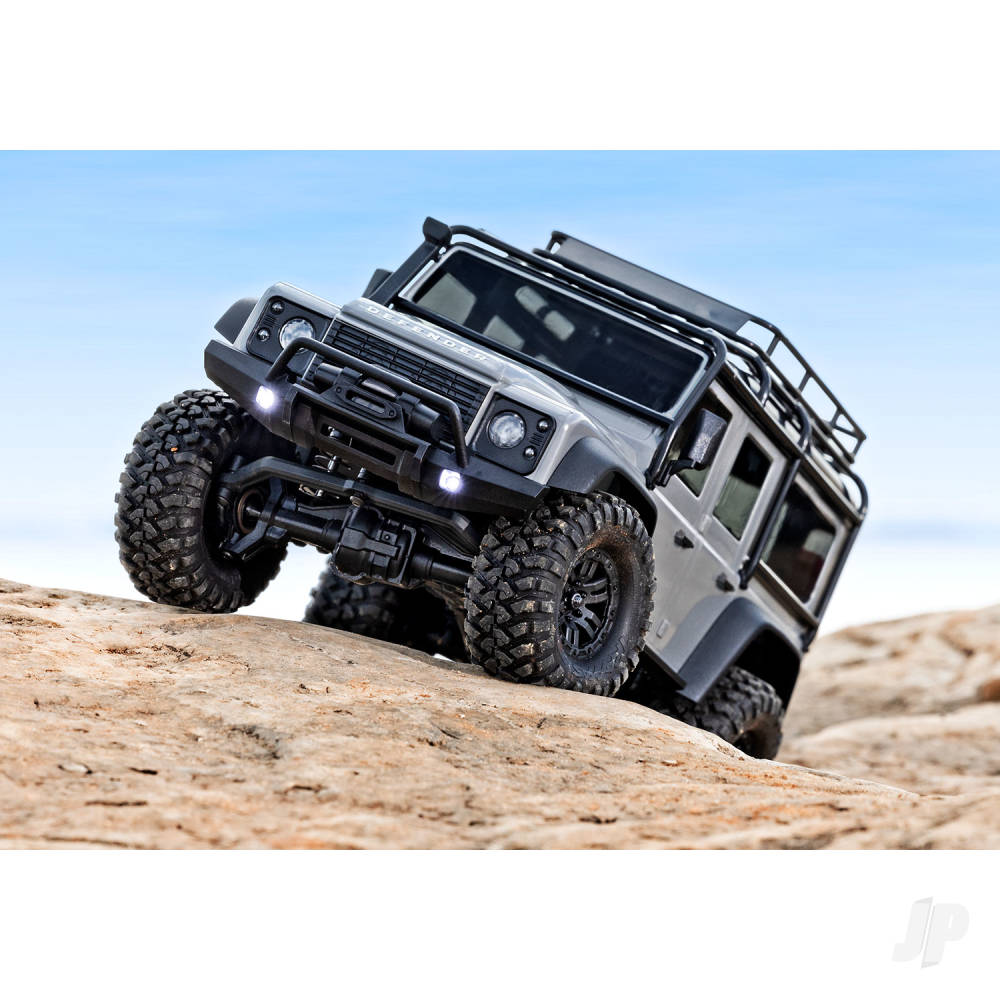 Traxxas TRX-4M Land Rover Defender 1:18 4WD Electric Trail Crawler, Black (+ TQ, ECM-2.5, Titan 87T, 750mAh LiPo, USB Charger, Clipless Body)-20