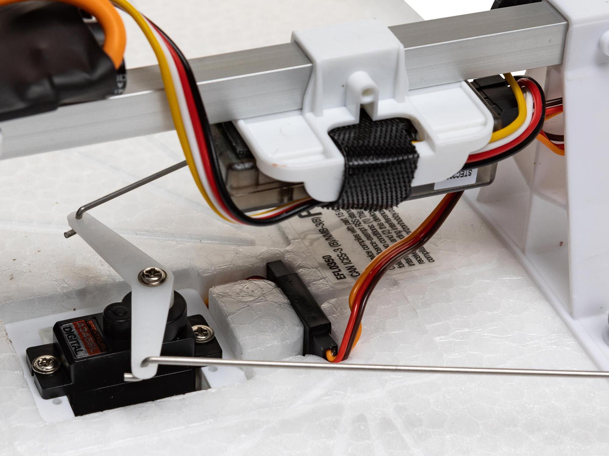 Slow Ultra Stick 1.2m BNF Basic with AS3X and SAFE Select-14