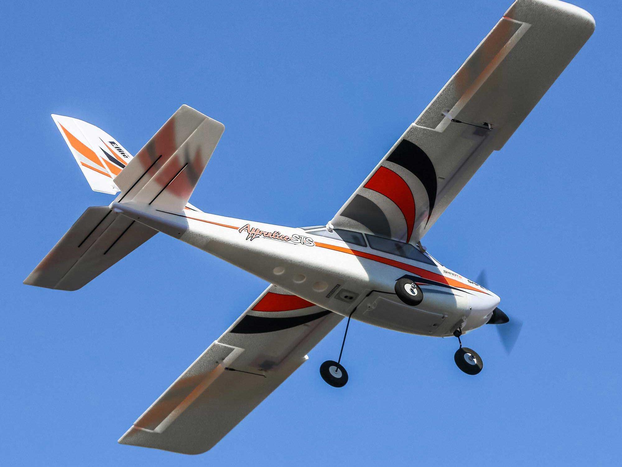 Apprentice STS 1.5m RTF Basic Smart Trainer with SAFE-16