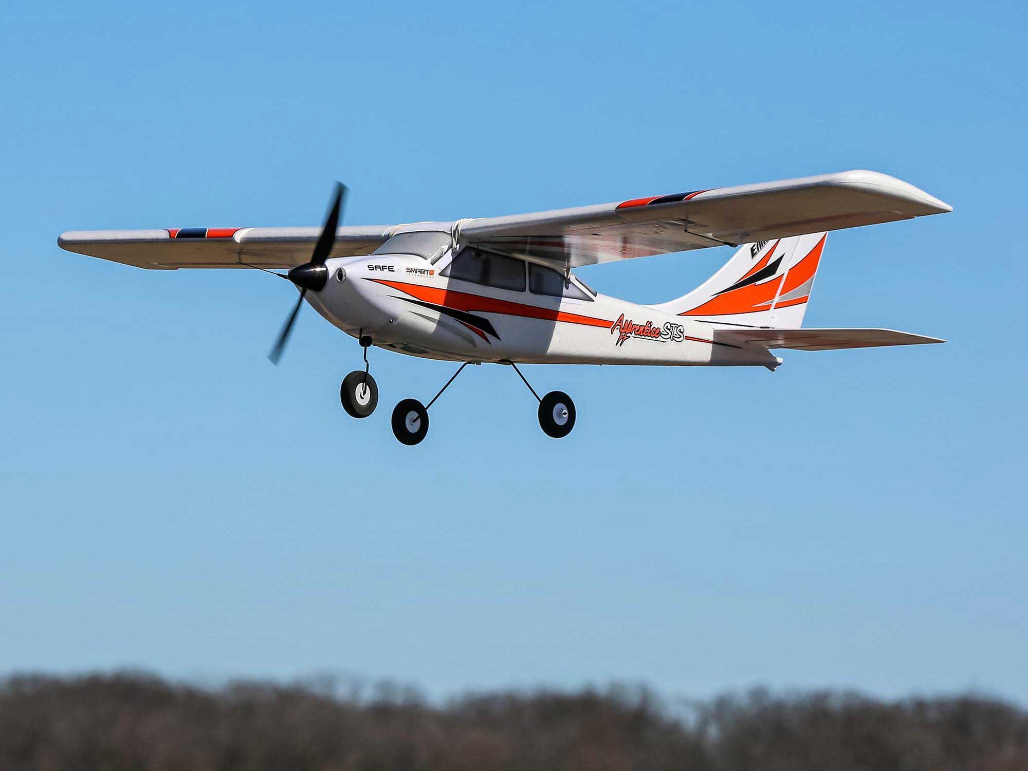 Apprentice STS 1.5m RTF Basic Smart Trainer with SAFE-17