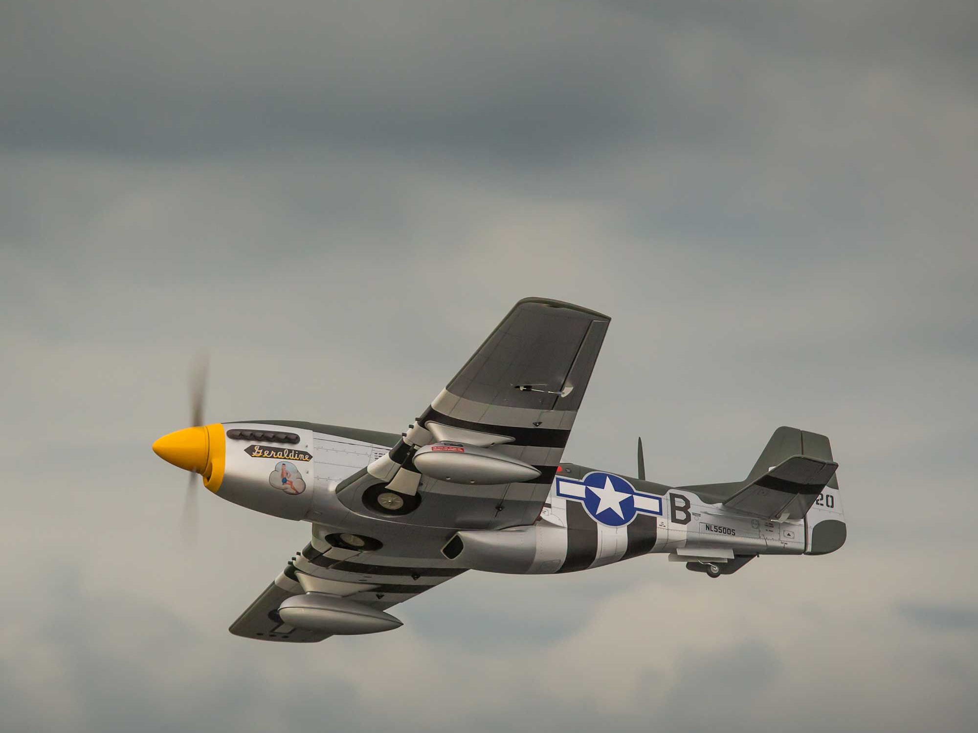P-51D Mustang 20cc ARF, 69.5"-27