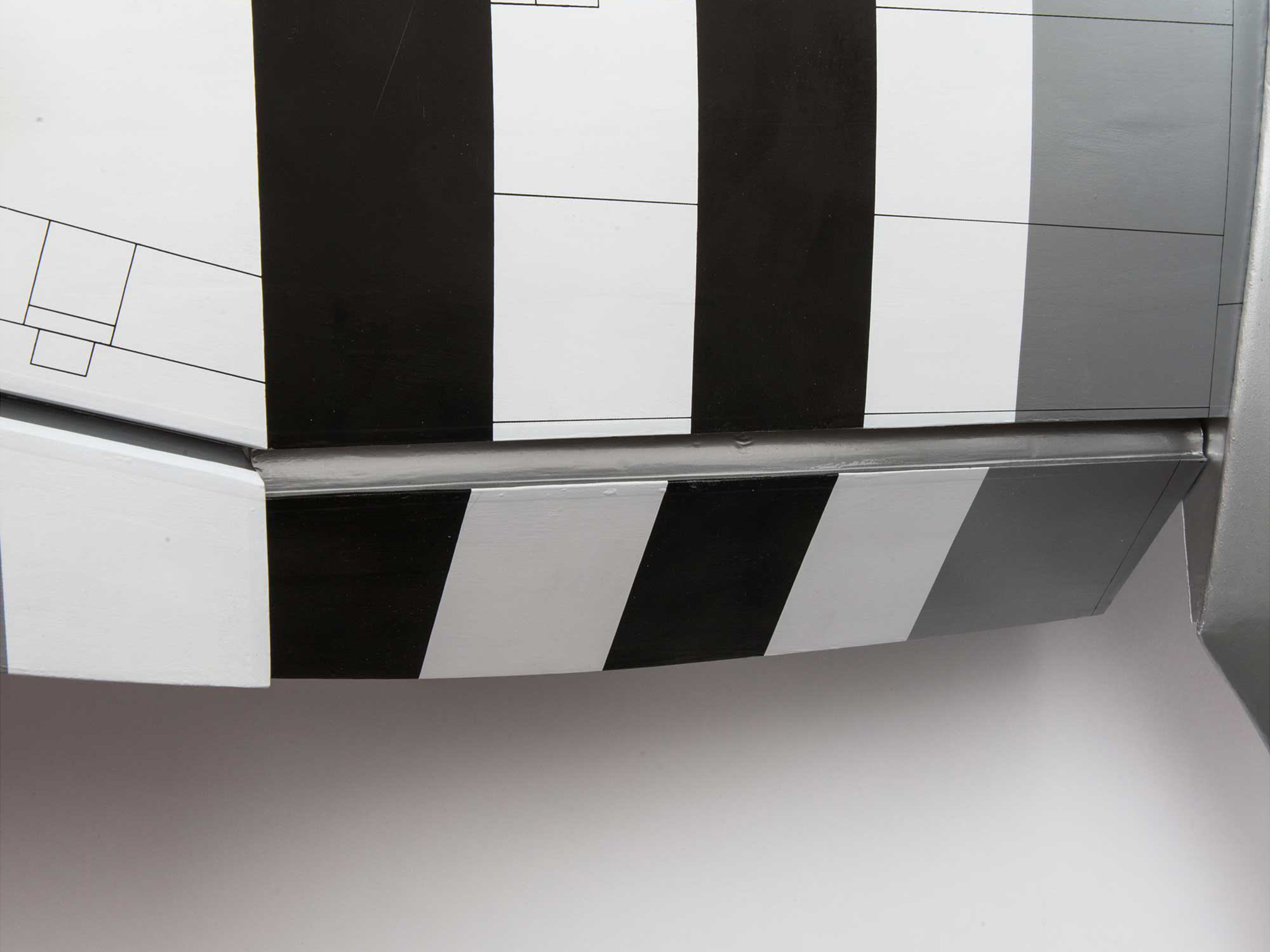 P-47D Thunderbolt 20cc ARF, 67"-15