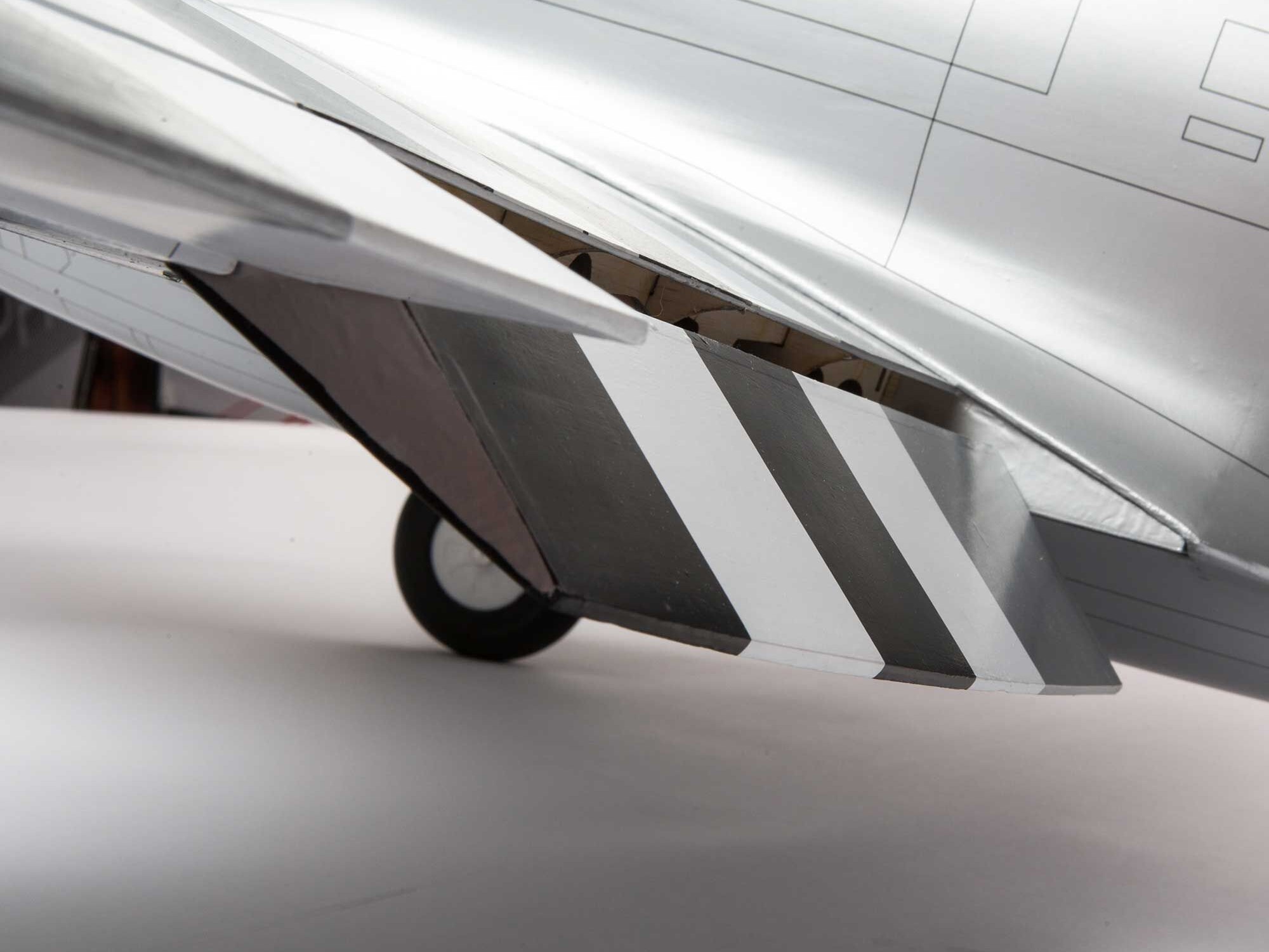 P-47D Thunderbolt 20cc ARF, 67"-21