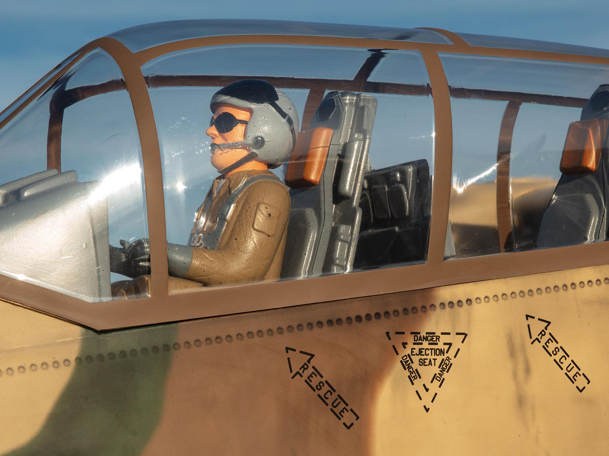 OV-10 Bronco 30cc ARF w/ Landing Gear Set-10