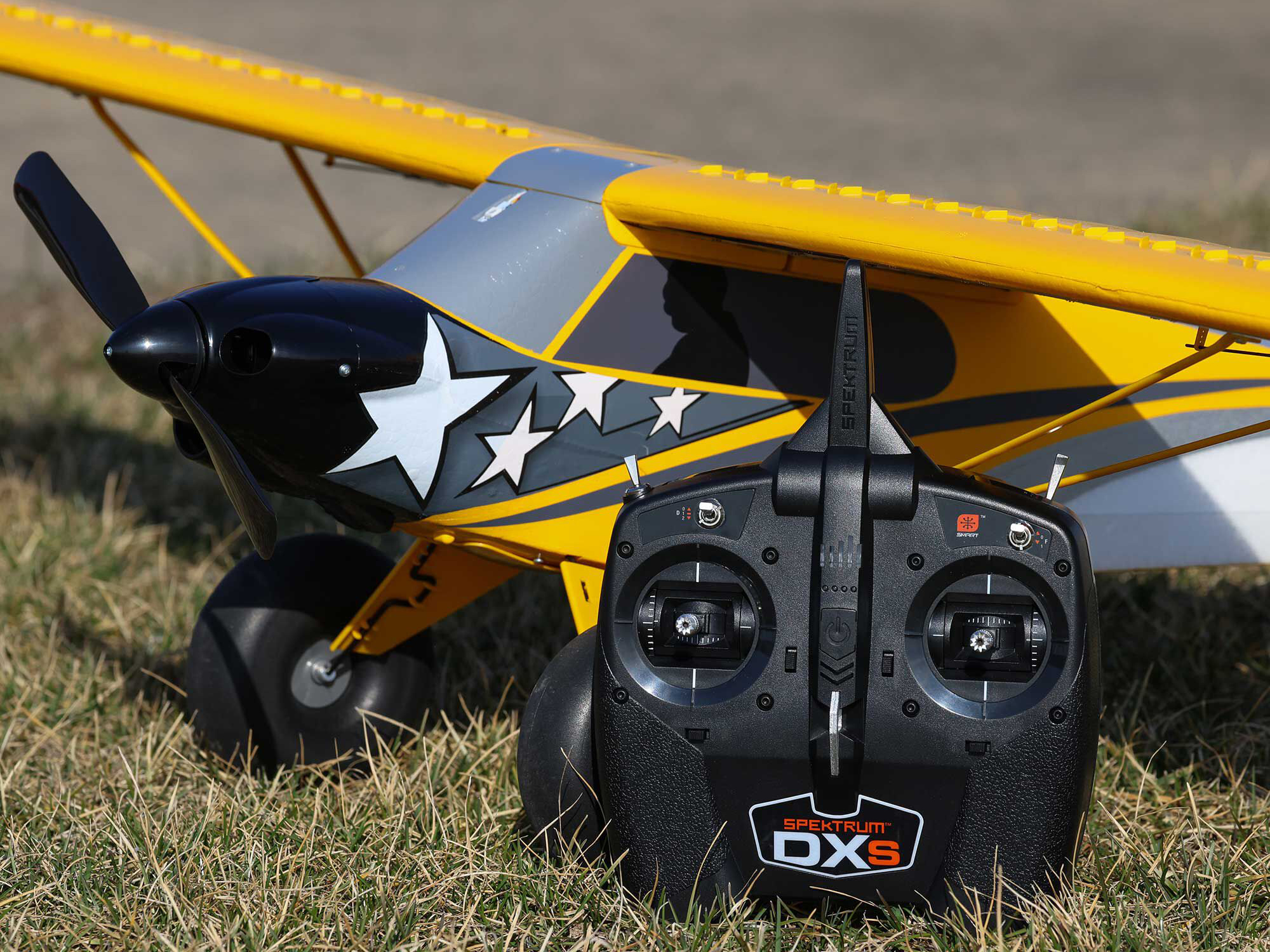 Carbon Cub S 2 1.3m Cleetus McFarland Special Edition RTF Ba-17