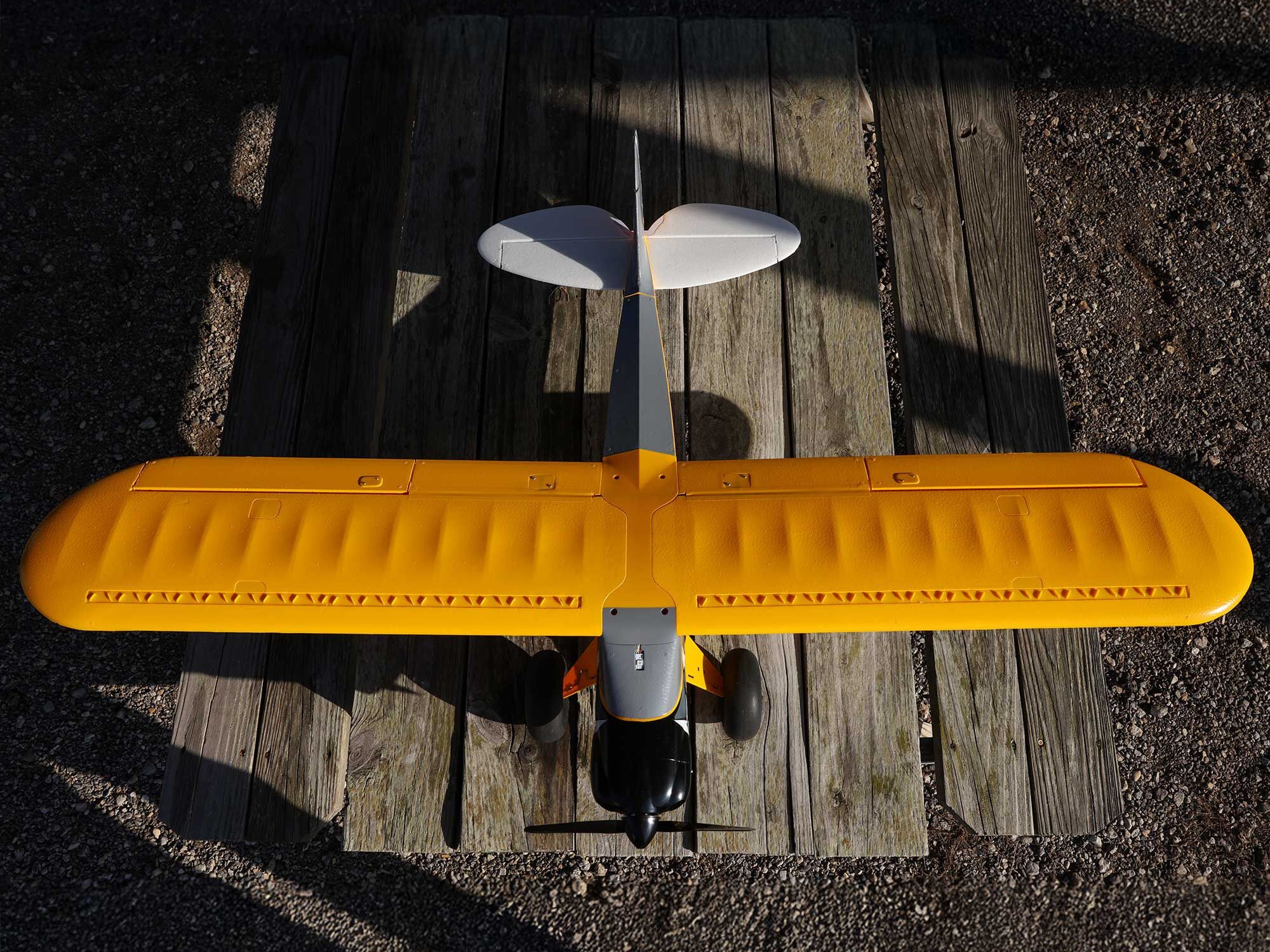 Carbon Cub S 2 1.3m Cleetus McFarland Special Edition RTF Ba-19