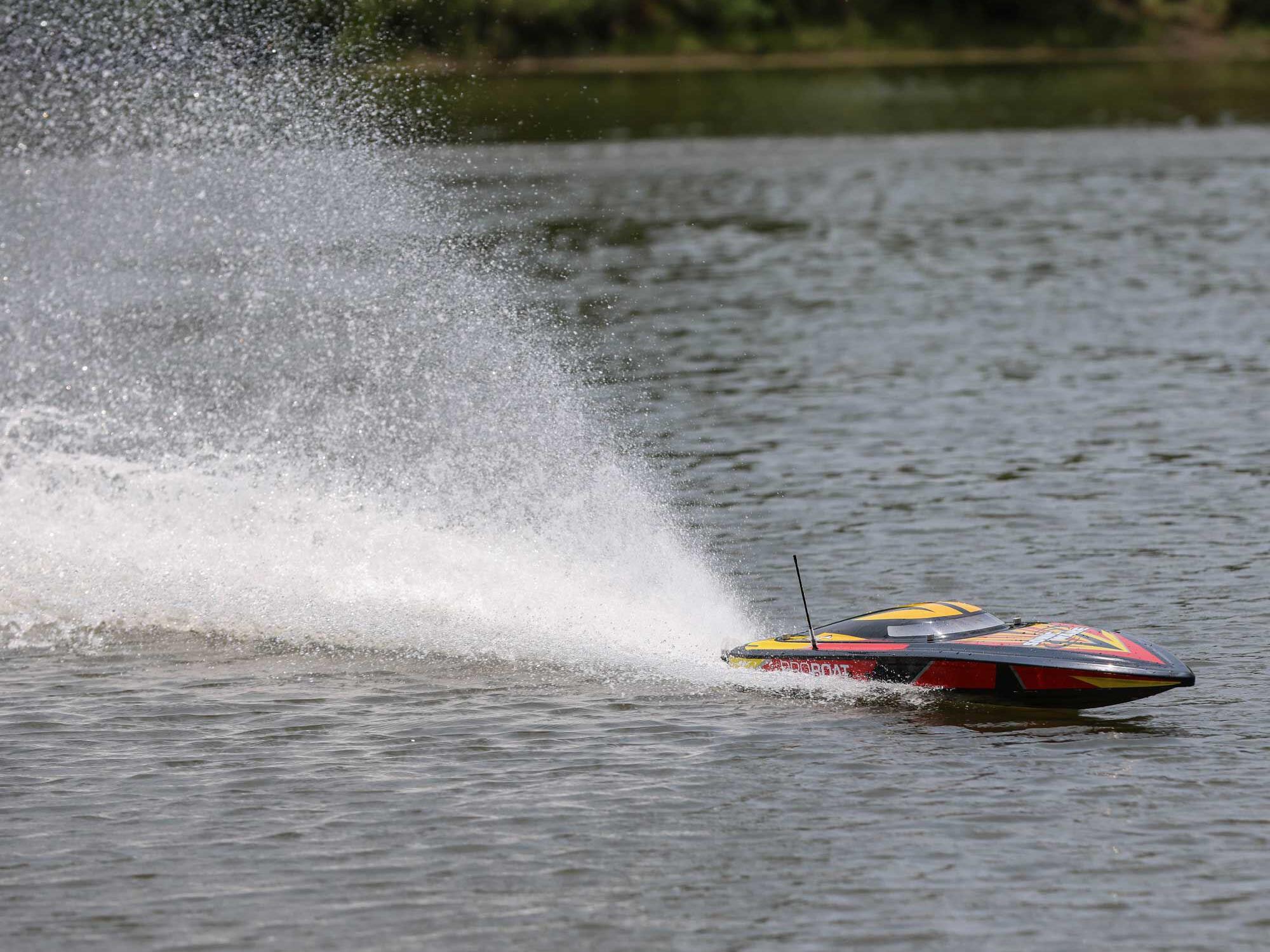 Sonicwake 36" Self-Righting Brushless Deep-V RTR, Black-15