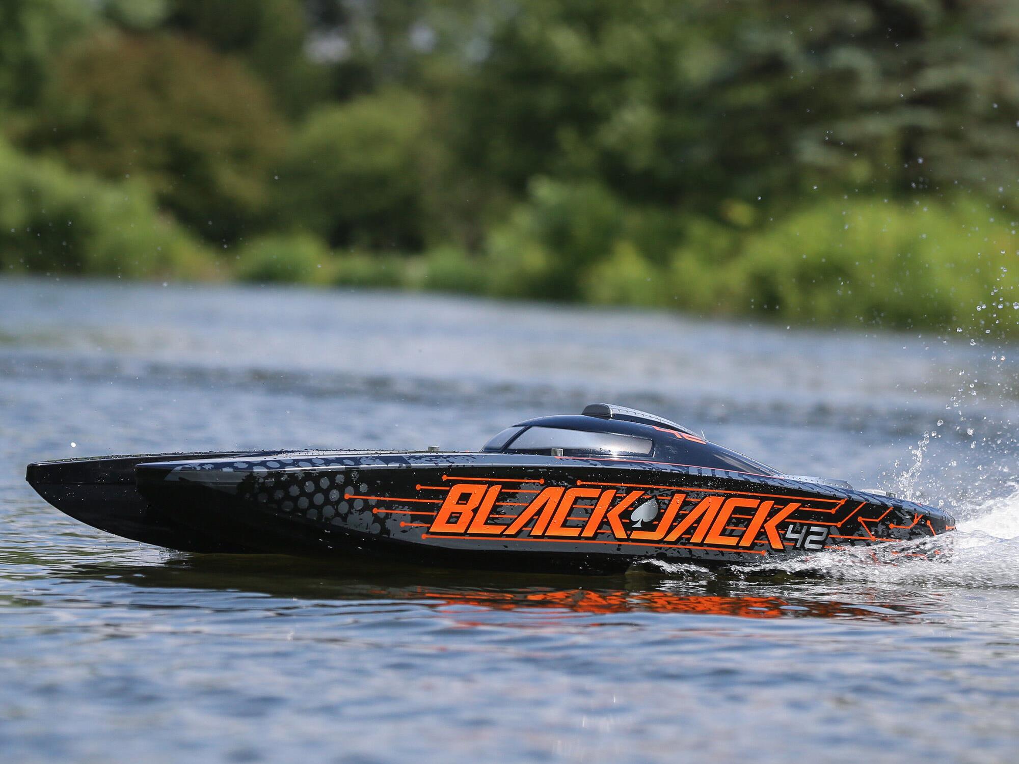 Blackjack 42" 8S Brushless Catamaran RTR: Black/Orange-19