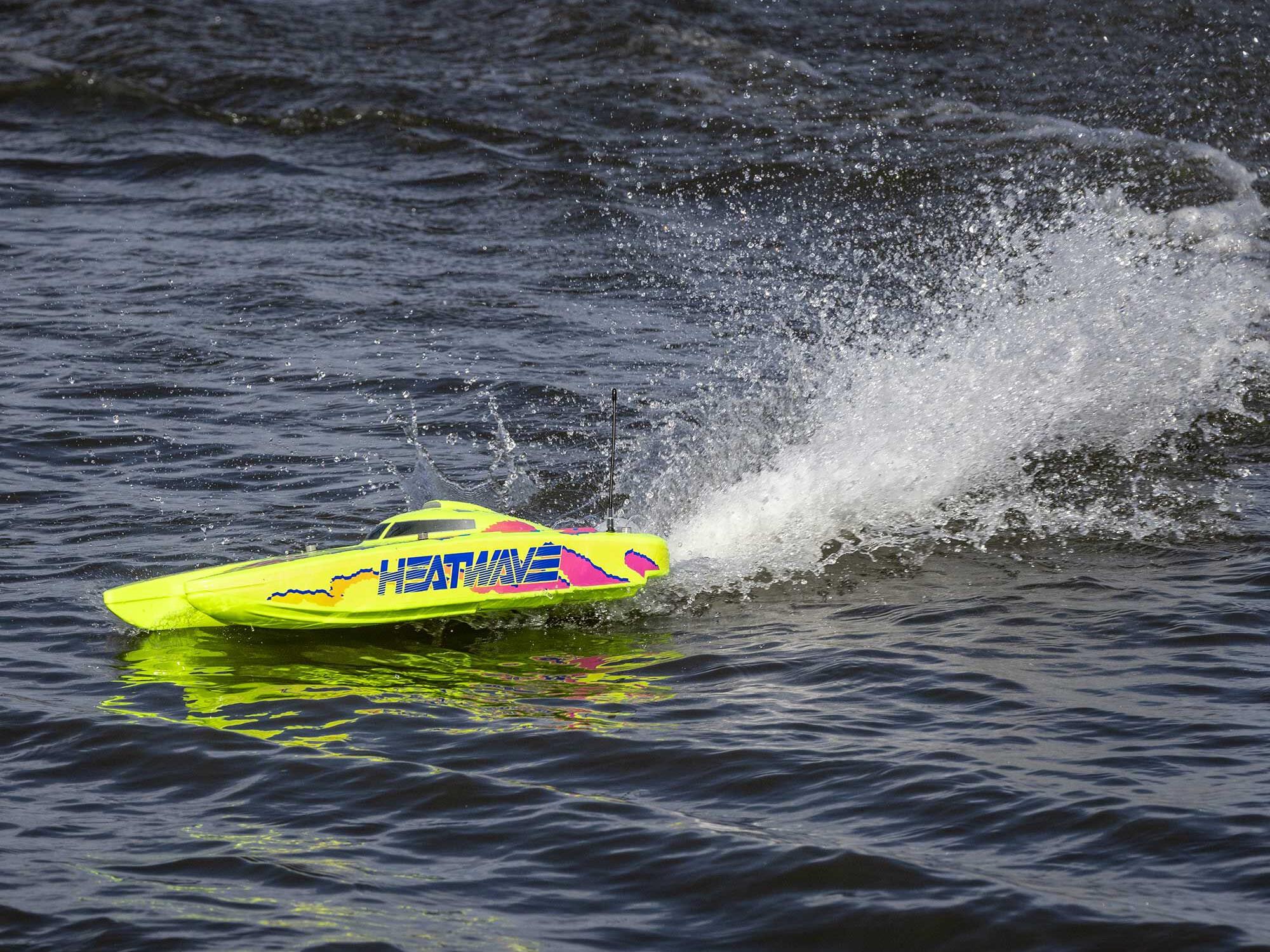 Blackjack 24" V2 Catamaran Brushless: RTR, Heat Wave Visual-17