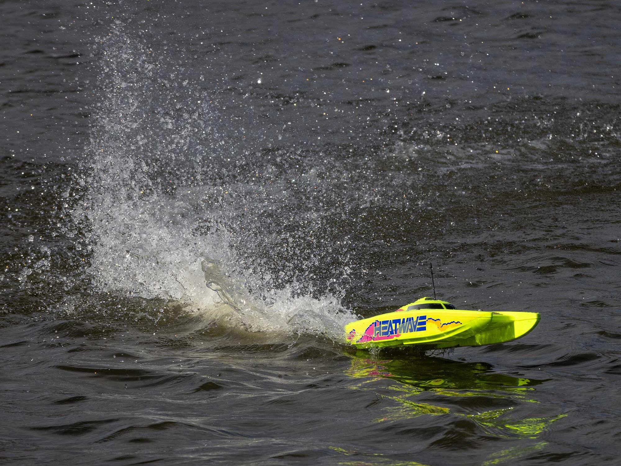 Blackjack 24" V2 Catamaran Brushless: RTR, Heat Wave Visual-18