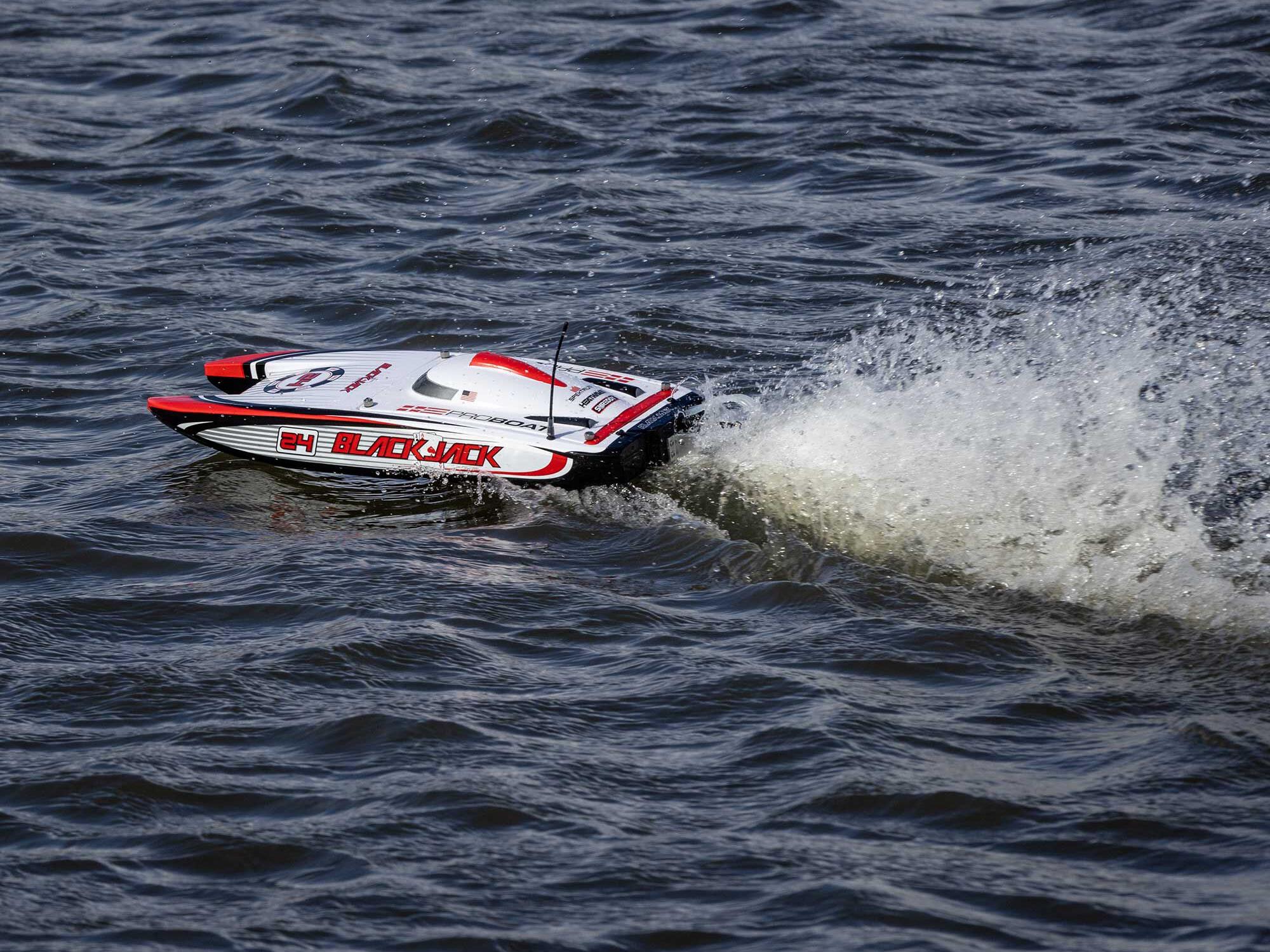 Blackjack 24" V2 Catamaran Brushless: RTR, Vegas Offshore-24