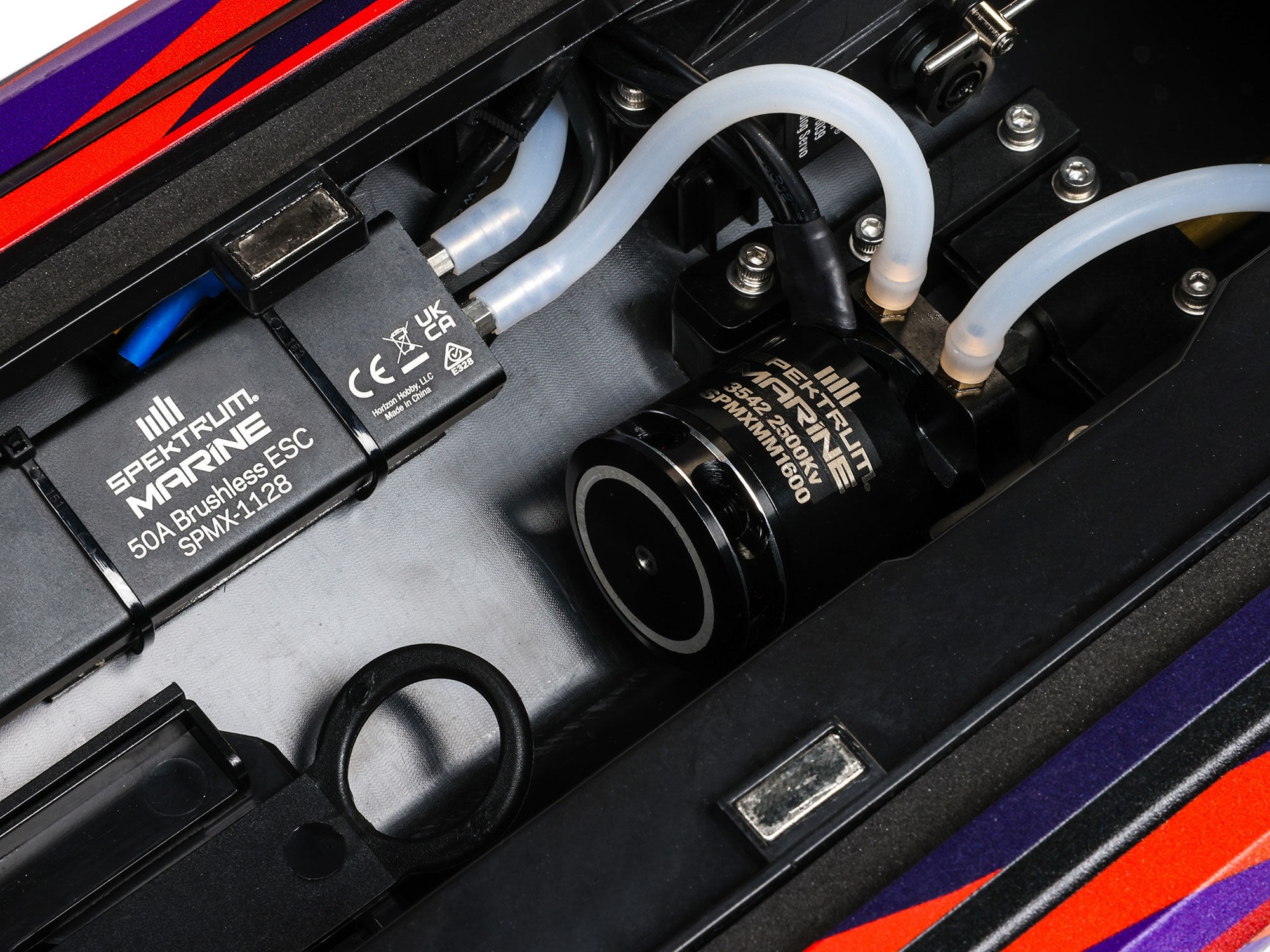 Sonicwake 24" Self-Righting Brushless Deep-V RTR, Red-14