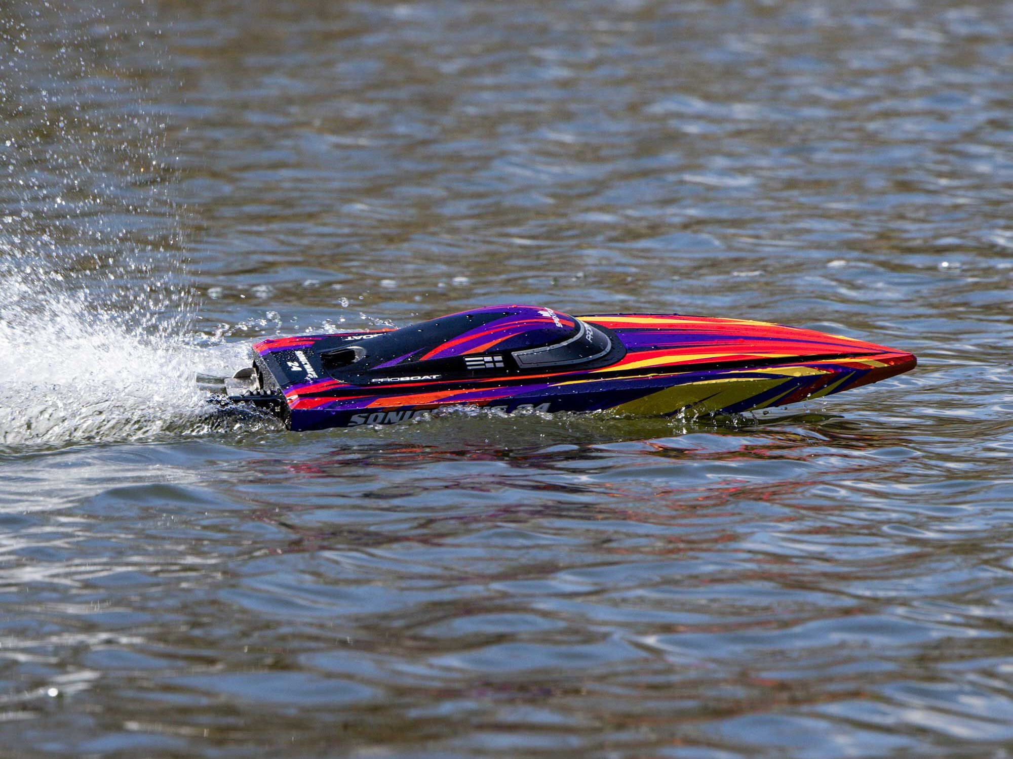 Sonicwake 24" Self-Righting Brushless Deep-V RTR, Red-18