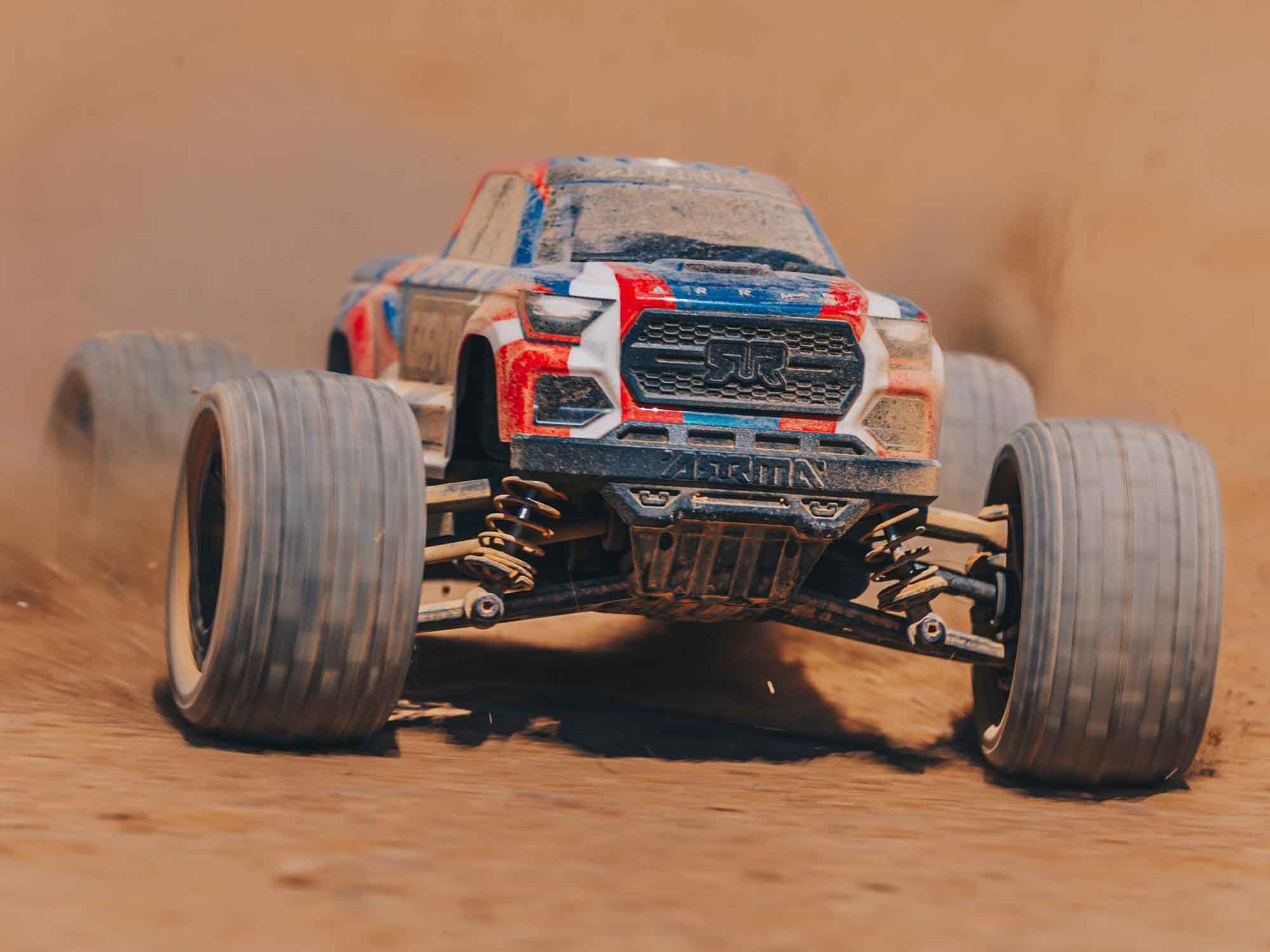 Arrma 1/18 Granite Grom Mega 380 Brushed 4X4 Monster Truck RTR (Blue/Red)-21