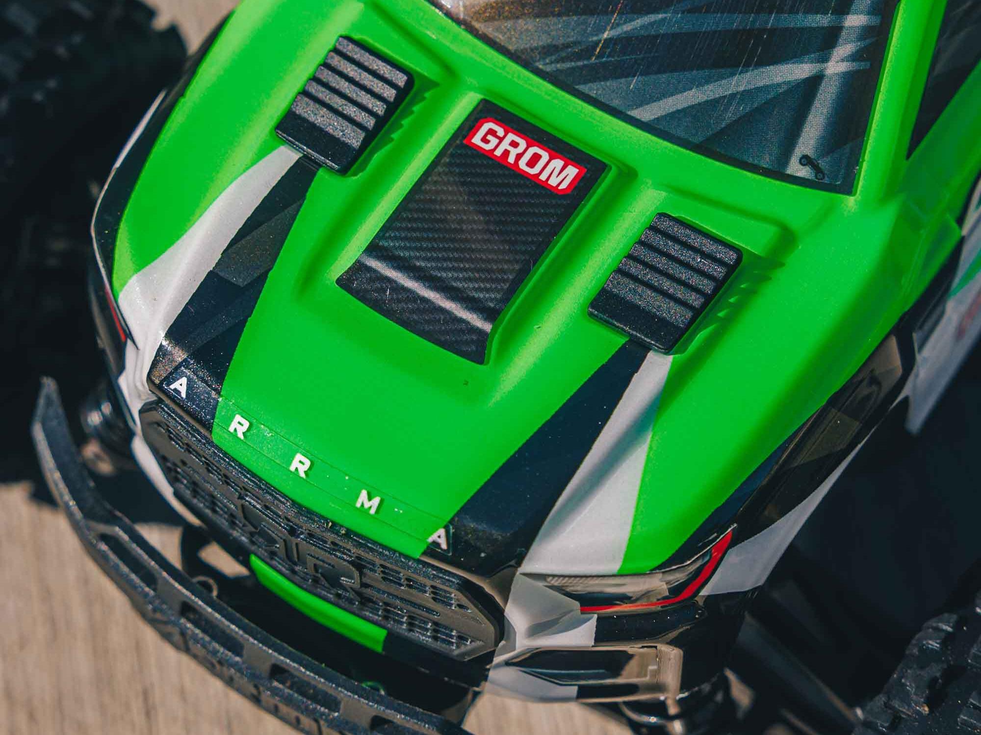 Arrma 1/18 Granite Grom Mega 380 Brushed 4X4 Monster Truck RTR (Green)-17