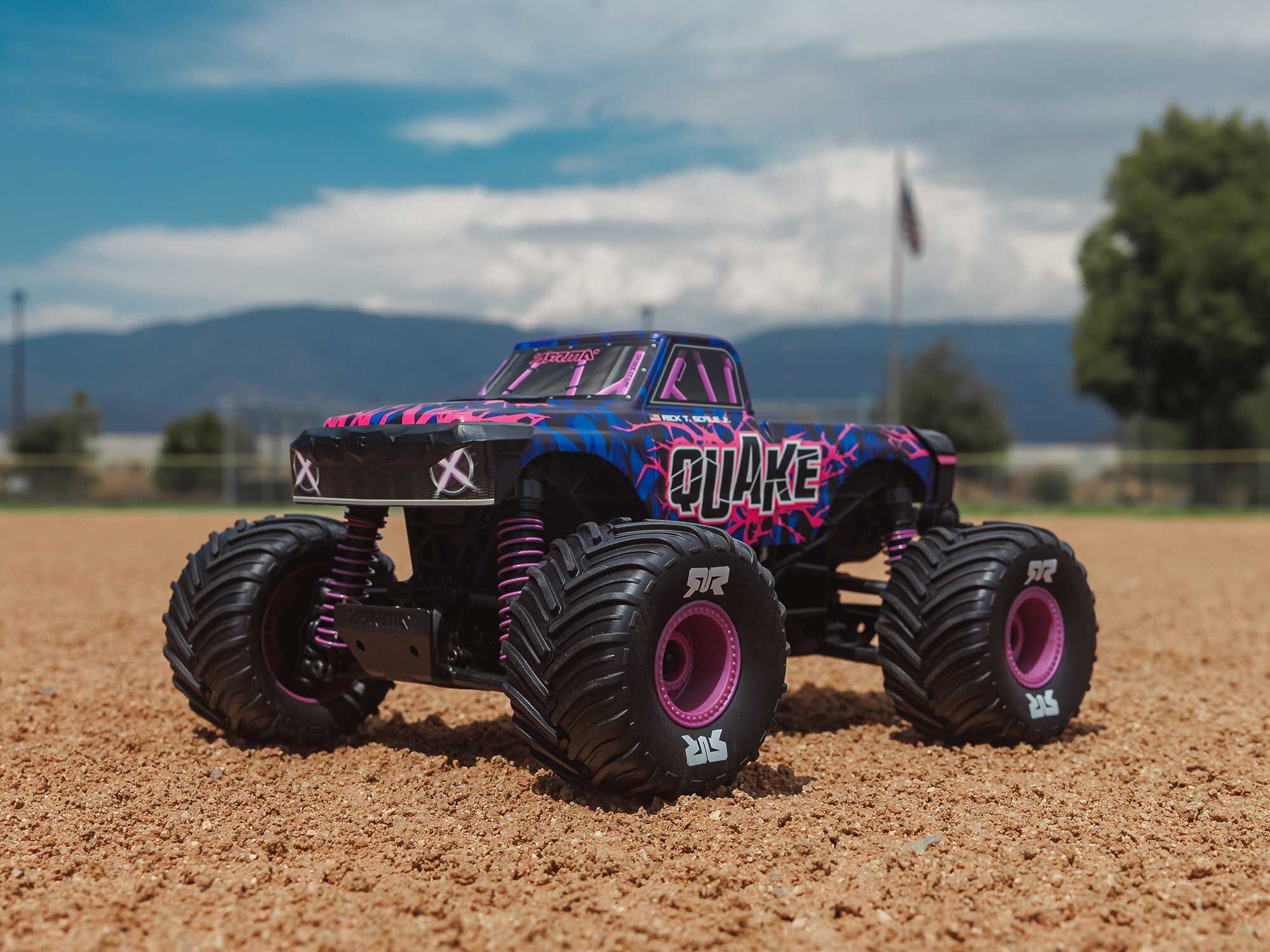 1/16 QUAKE GROM 4X4 RTR Monster Truck Purple-18