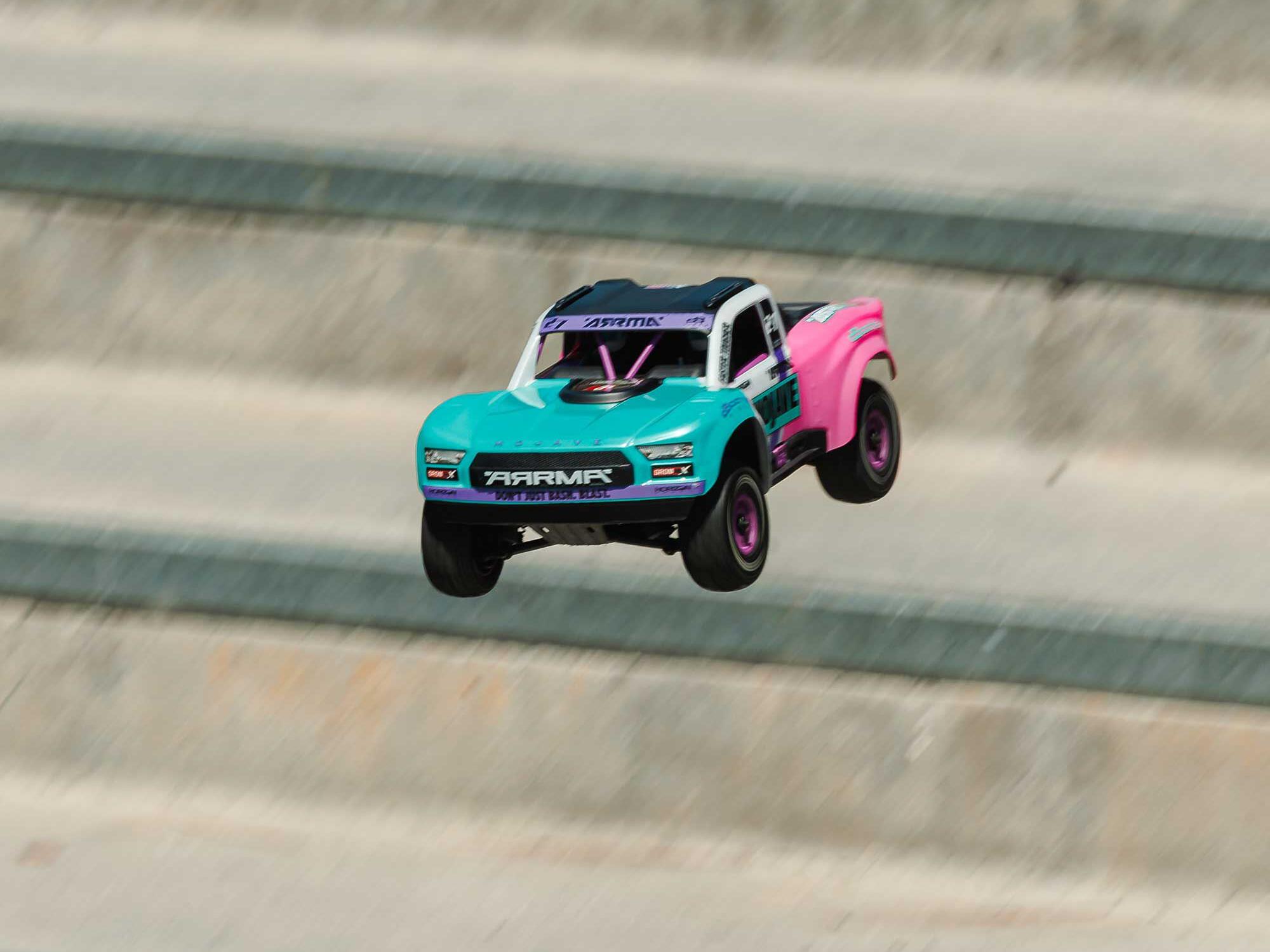Arrma 1/16 Mojave GROM 223S BLX 4X4 DT with Batt/Charger Teal-24