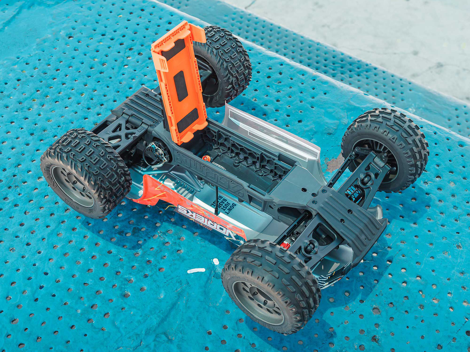 Arrma VORTEKS 2WD (With Battery/Charger) Orange-13
