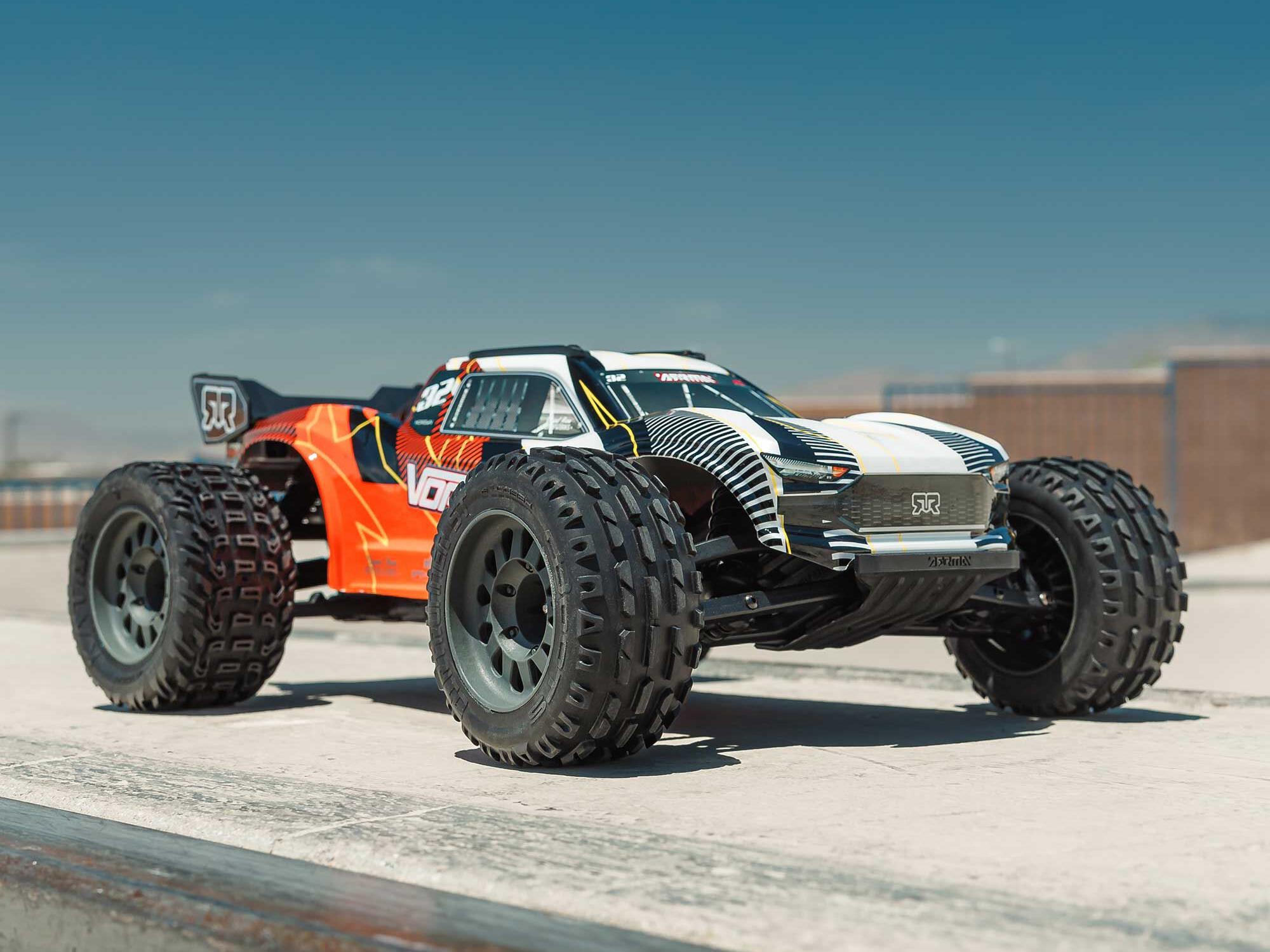 Arrma VORTEKS 2WD (With Battery/Charger) Orange-18