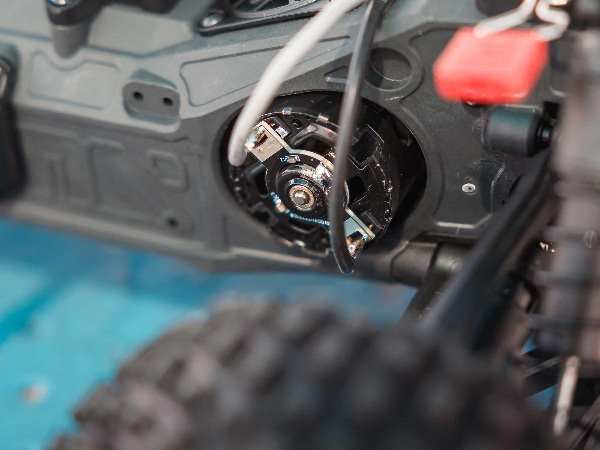 Arrma FURY 2WD (With Battery/Charger) Blue-13