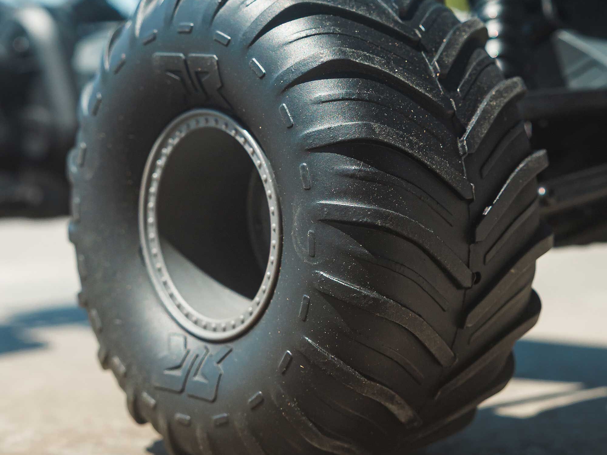 1/10 GORGON MEGA 550 2WD MT with Battery & Charger Gun Metal-15