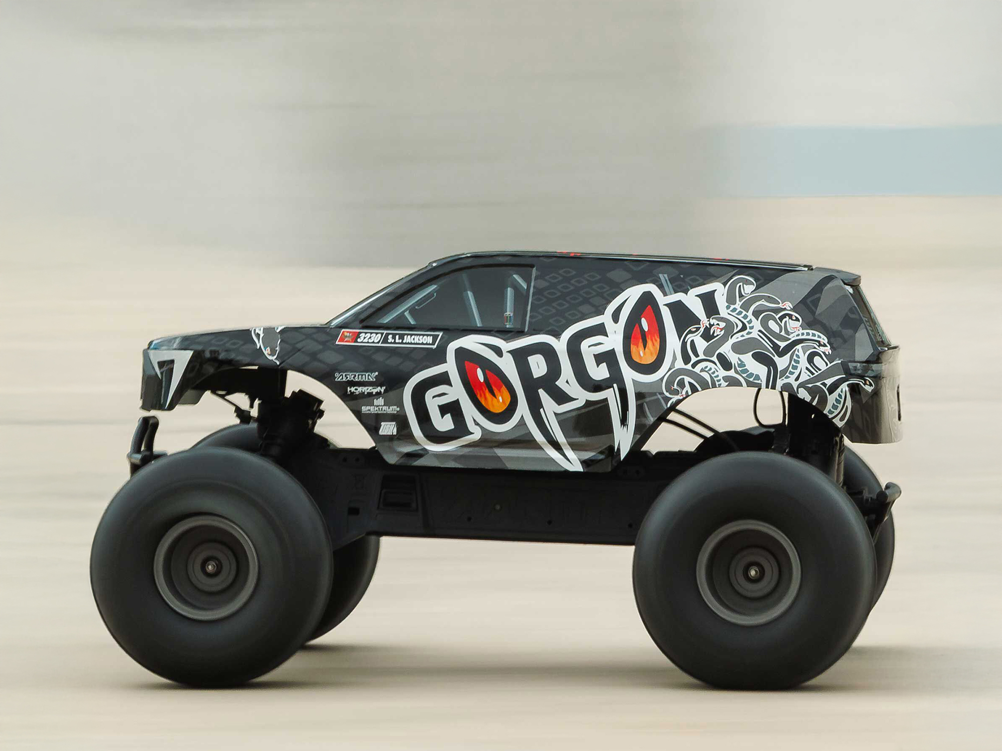 1/10 GORGON MEGA 550 2WD MT with Battery & Charger Gun Metal-18