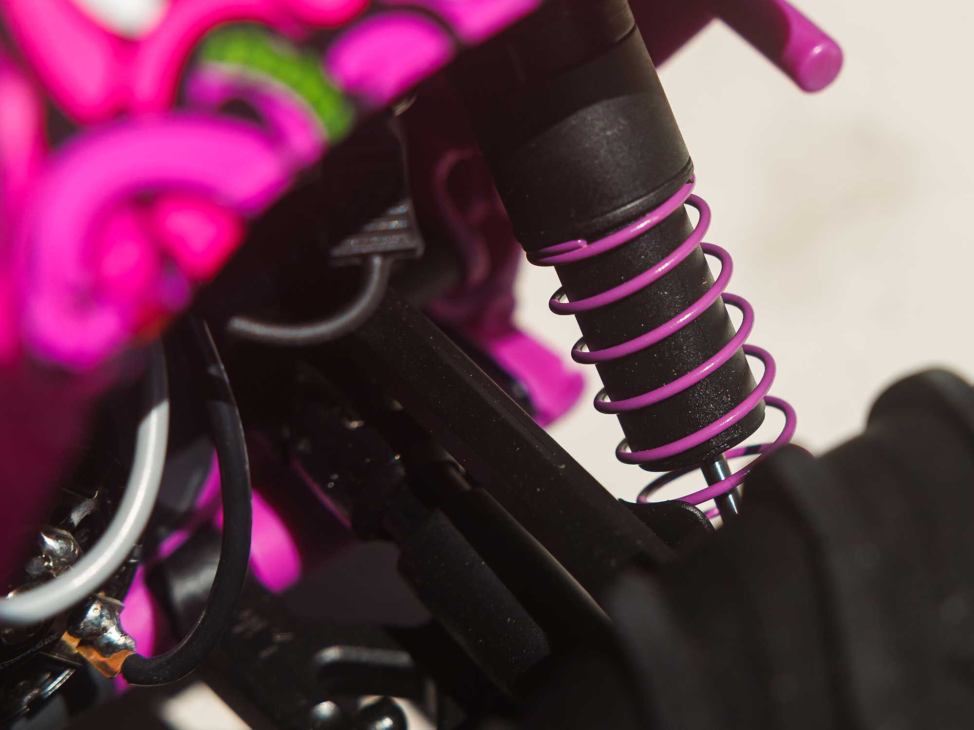 Arrma 1/10 GORGON MEGA 550 2WD MT with Battery Charger Purple-23