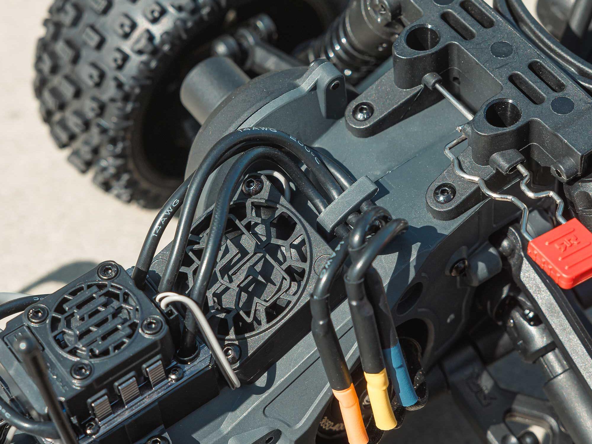 Arrma Fury 223S BLX Brushless 2WD Short Course Truck RTR with DSC 1/10 - Blue-18