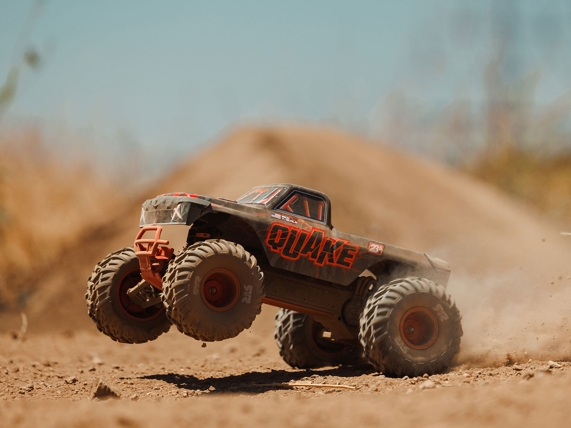 Arrma 1/10 QUAKE 223S DSC 2WD RTR Brushless Monster Truck, Red-23