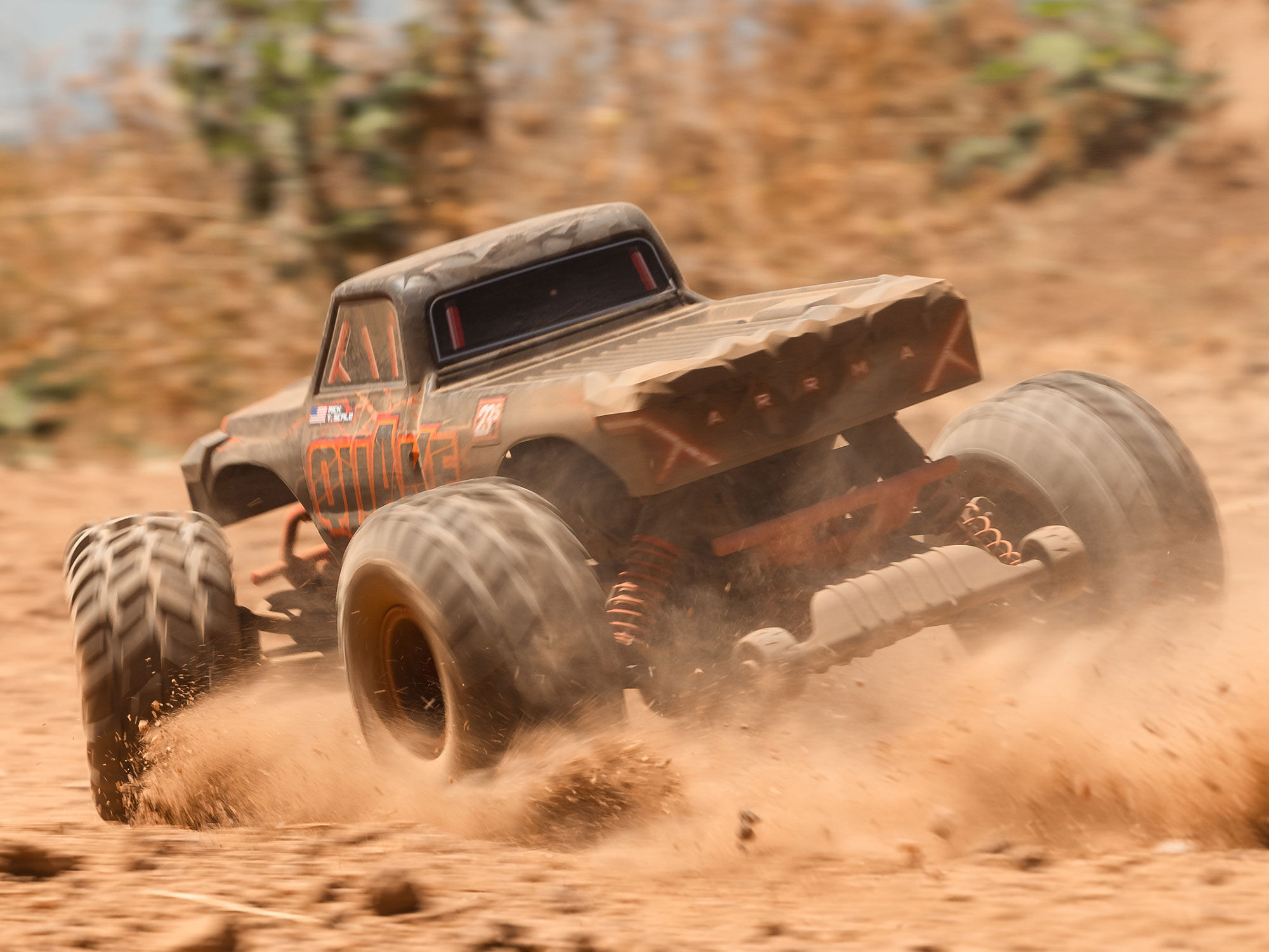 Arrma 1/10 QUAKE 223S DSC 2WD RTR Brushless Monster Truck, Red-24