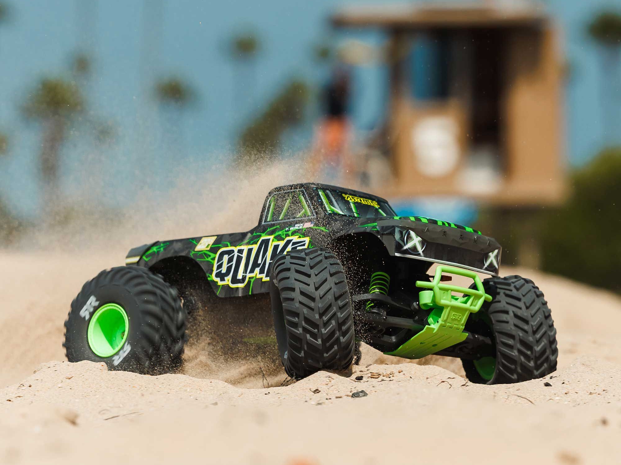 1/10 QUAKE 223S DSC 2WD RTR Brushless Monster Truck, Green-19