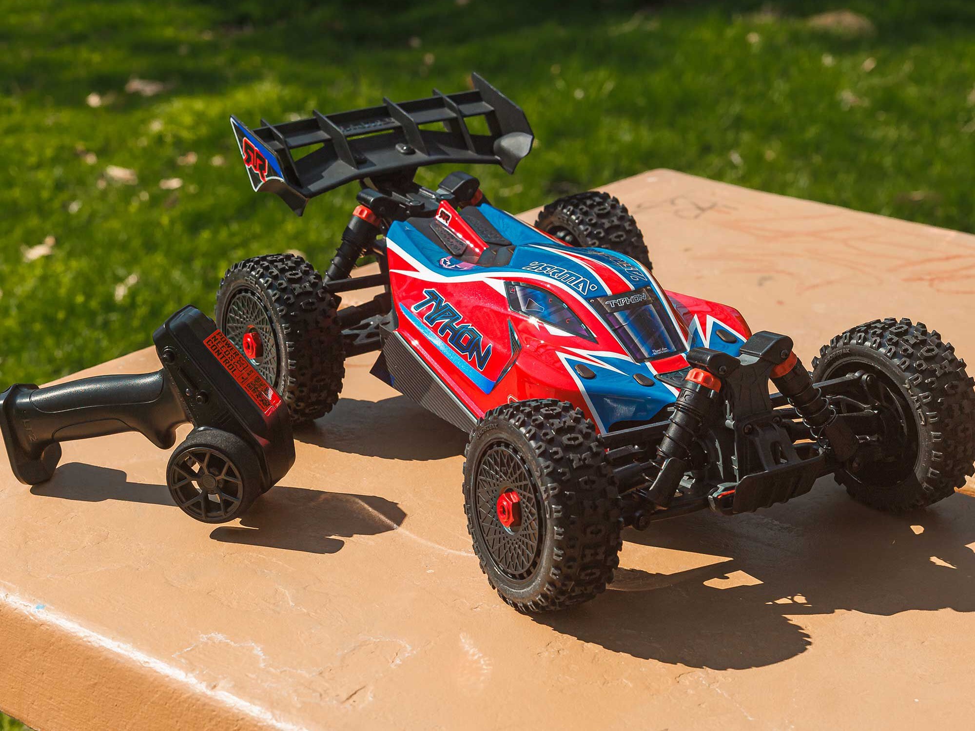 Arrma 1/8 TYPHON MEGA 665 4X4 RTR Buggy Red-23