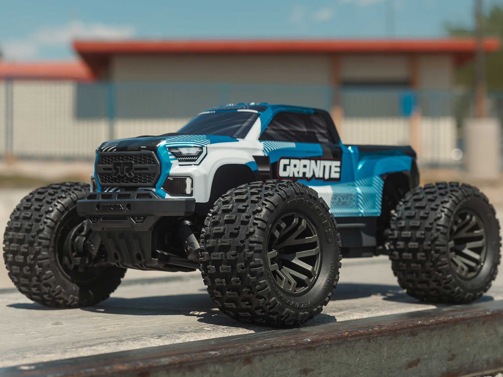 1/10 GRANITE 223S DSC 4X4 RTR Monster Truck Blue-17