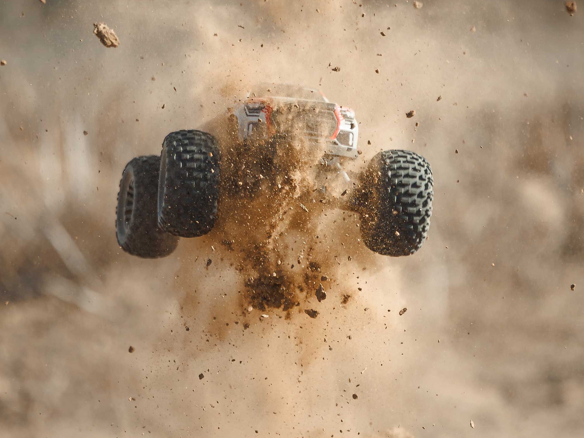 1/10 GRANITE 223S DSC 4X4 RTR Monster Truck Red-22