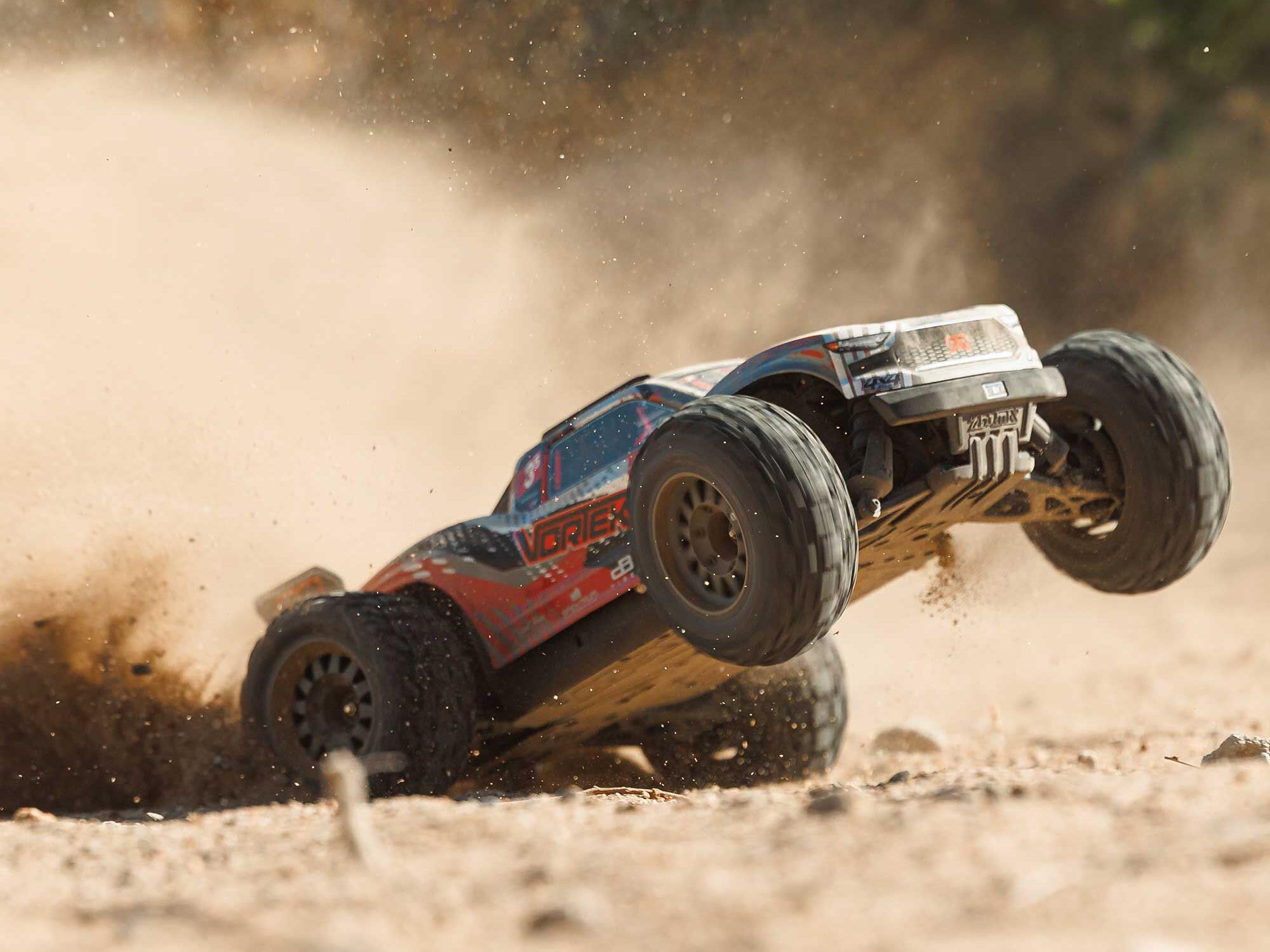 1/10 VORTEKS 223S BLX 4X4 Stadium Truck RTR with DSC Red-19