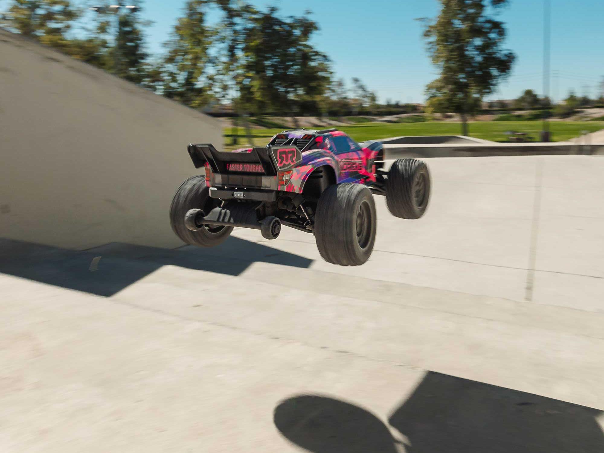 Arrma 1/10 VORTEKS 223S BLX 4X4 Stadium Truck RTR with DSC Purple-21