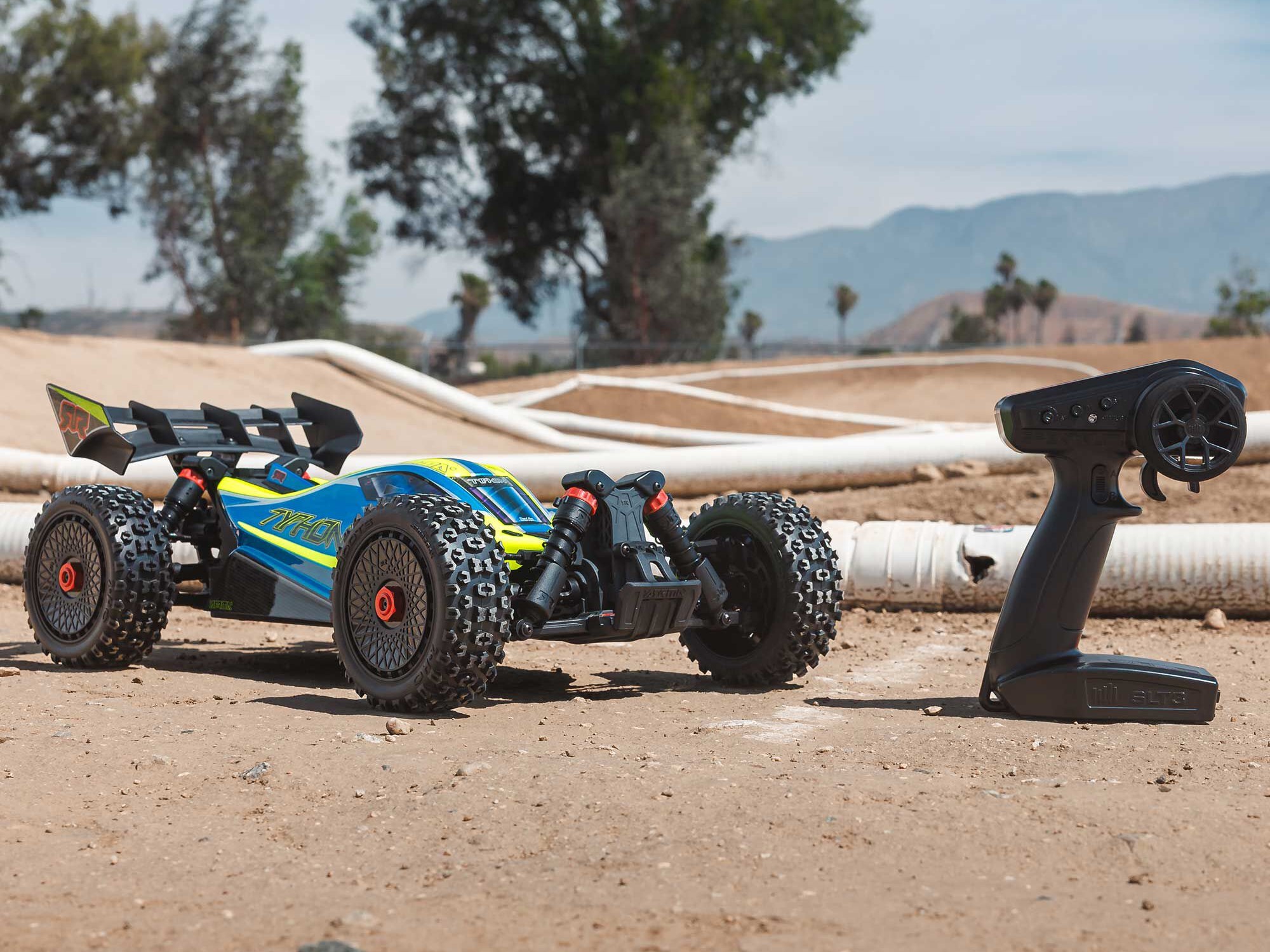 1/8 TYPHON 223S BLX 4X4 Buggy RTR with DSC Blue-15