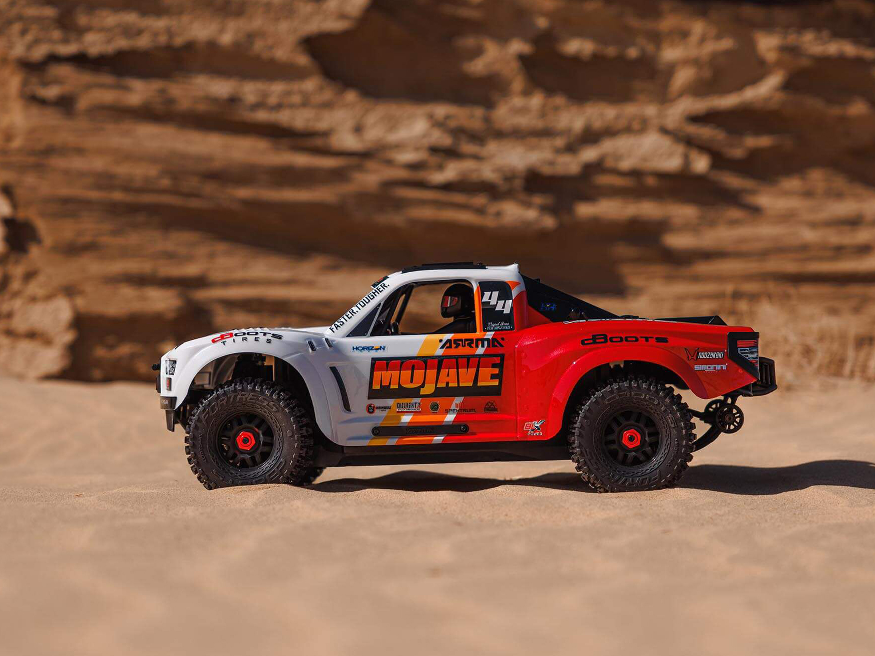 Arrma 1/8 MOJAVE 4X4 4S BLX Desert Truck RTR - White-28