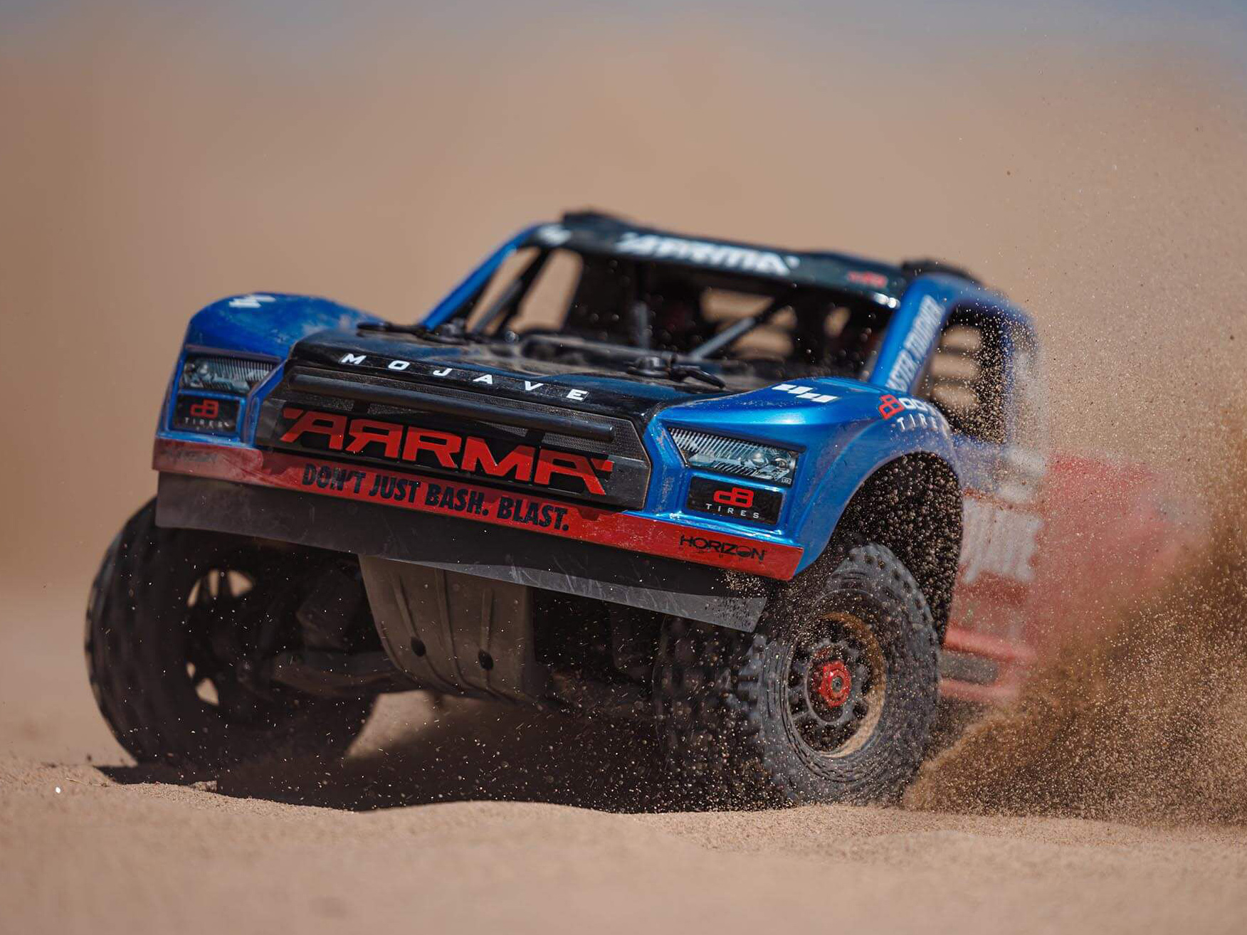 Arrma 1/8 MOJAVE 4X4 4S BLX Desert Truck RTR - Blue-29