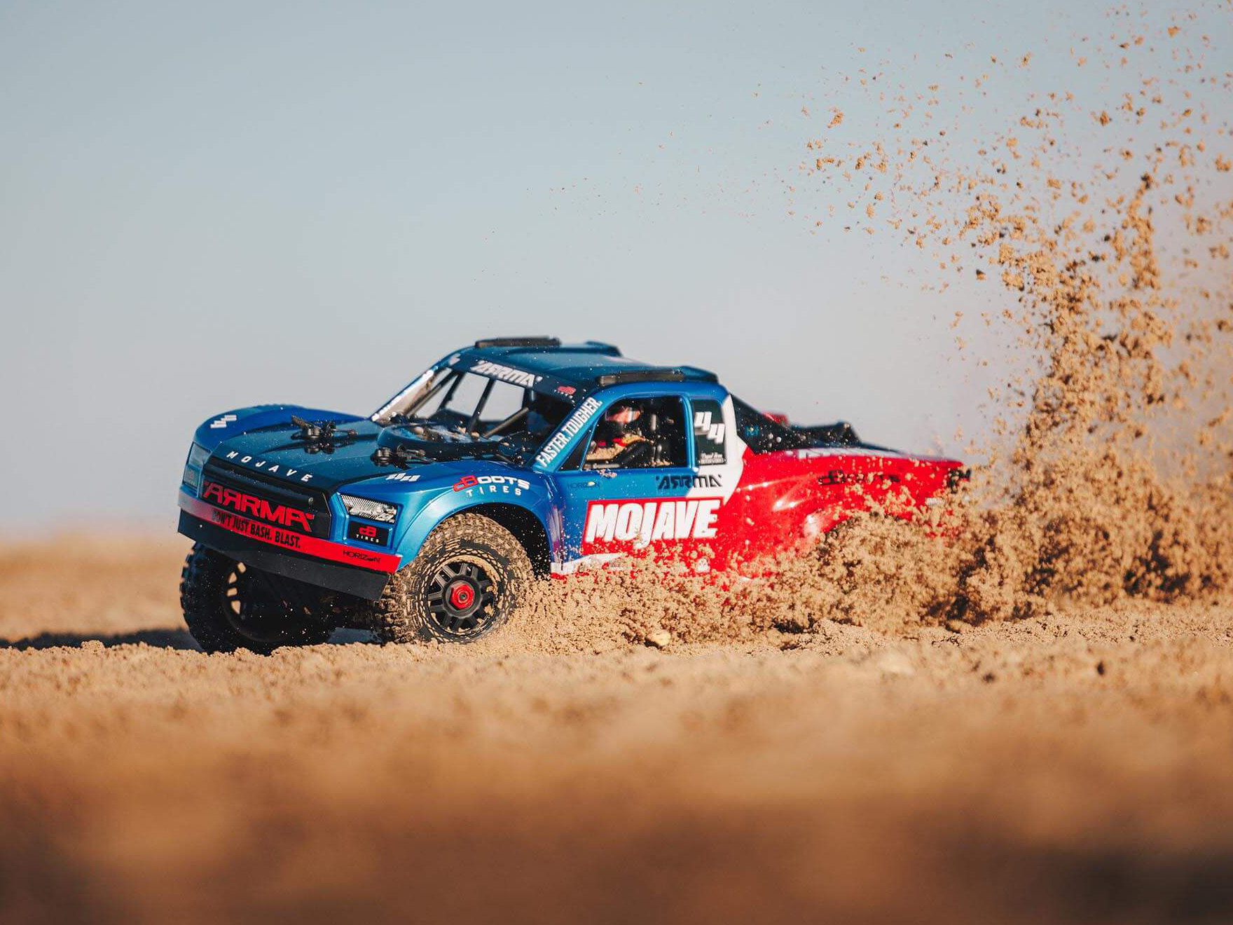 Arrma 1/8 MOJAVE 4X4 4S BLX Desert Truck RTR - Blue-30