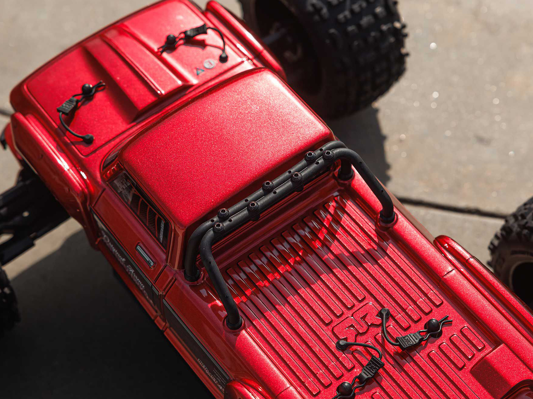 Arrma 1/10 Outcast 4S 4X4 BLX Stunt MT (with Centre Diff) Red-25