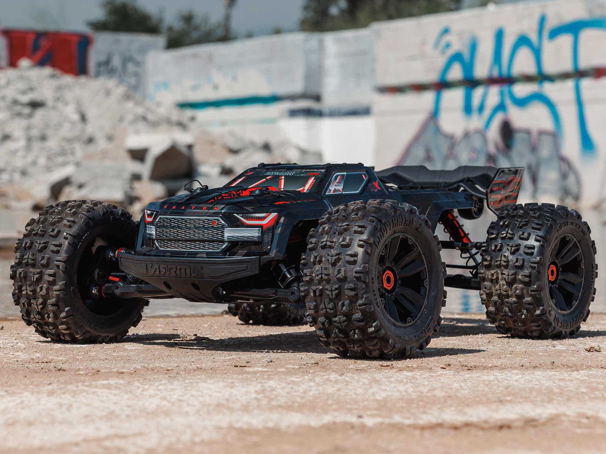 Arrma 1/5 KRATON 4x4 8S BLX EXB Brushless Monster Truck RTR, Black-25