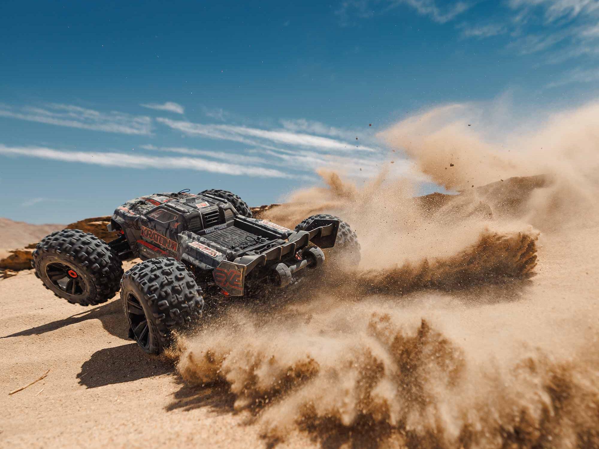 Arrma 1/5 KRATON 4x4 8S BLX EXB Brushless Monster Truck RTR, Black-26