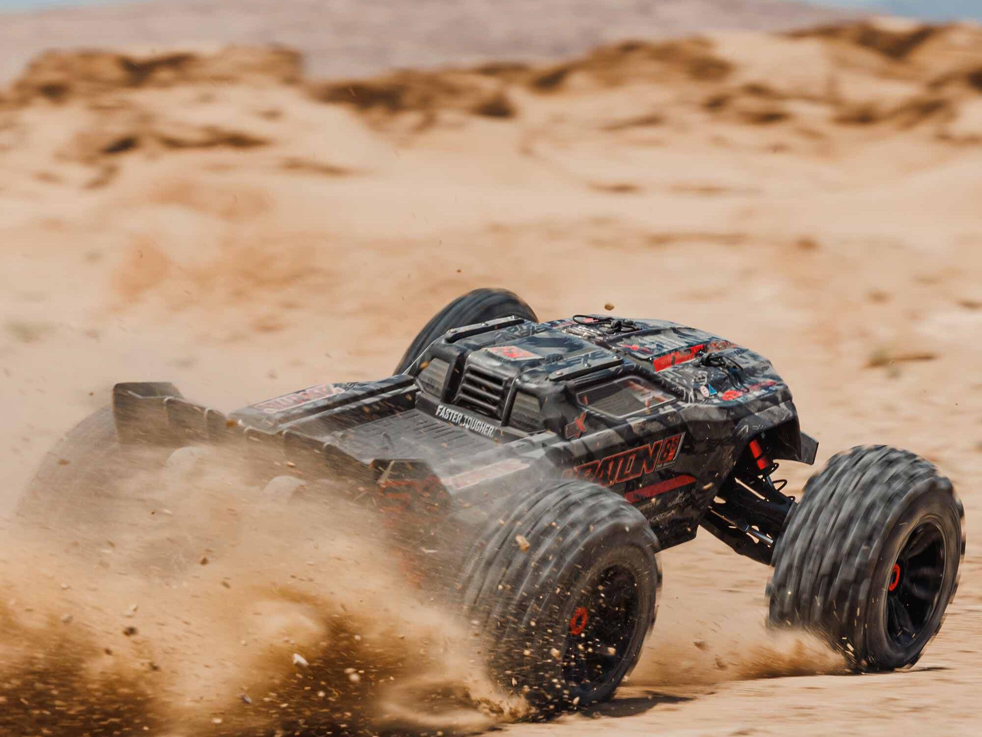 Arrma 1/5 KRATON 4x4 8S BLX EXB Brushless Monster Truck RTR, Black-27