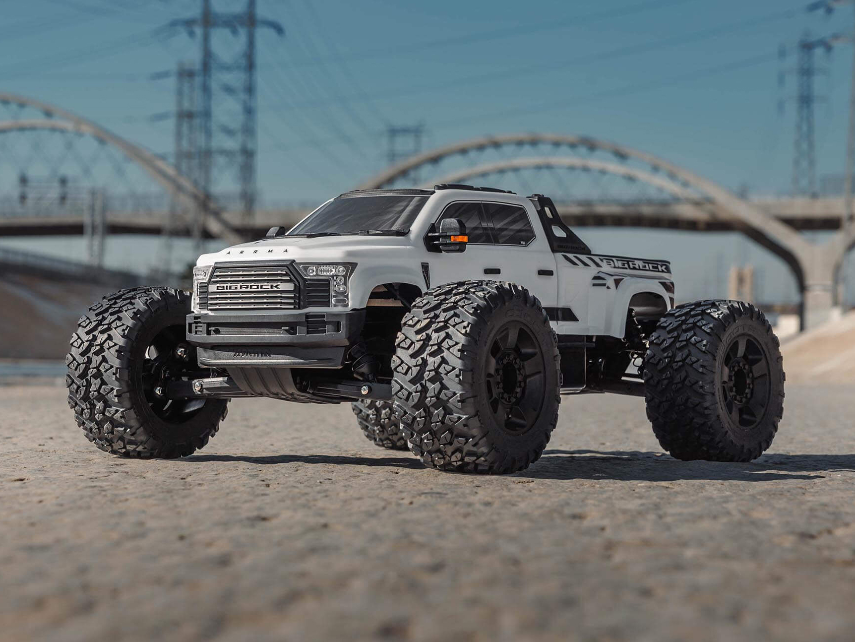 1/7 BIG ROCK 6S 4X4 BLX Monster Truck RTR White-15